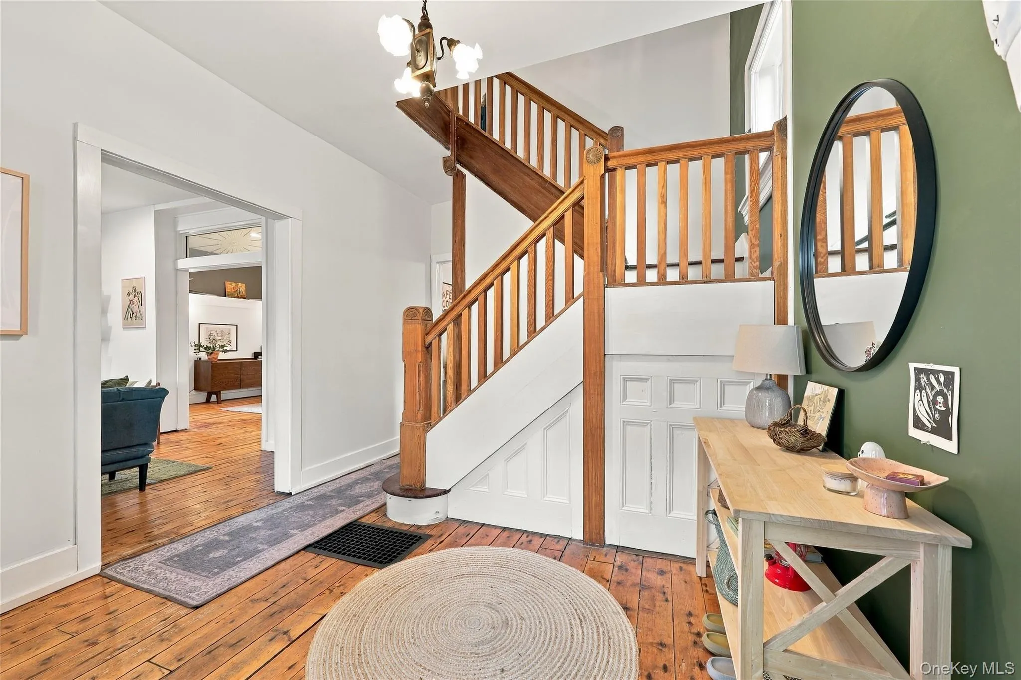 6 Saint James Court, Kingston, NY, 4 Bedrooms Bedrooms, 11 Rooms Rooms,1 BathroomBathrooms,Residential,For Rent,Saint James,0,1058019 6 Saint James Court, Kingston, NY, 4 Bedrooms Bedrooms, 11 Rooms Rooms,1 BathroomBathrooms,Residential,For Rent,Saint James,0,1058019