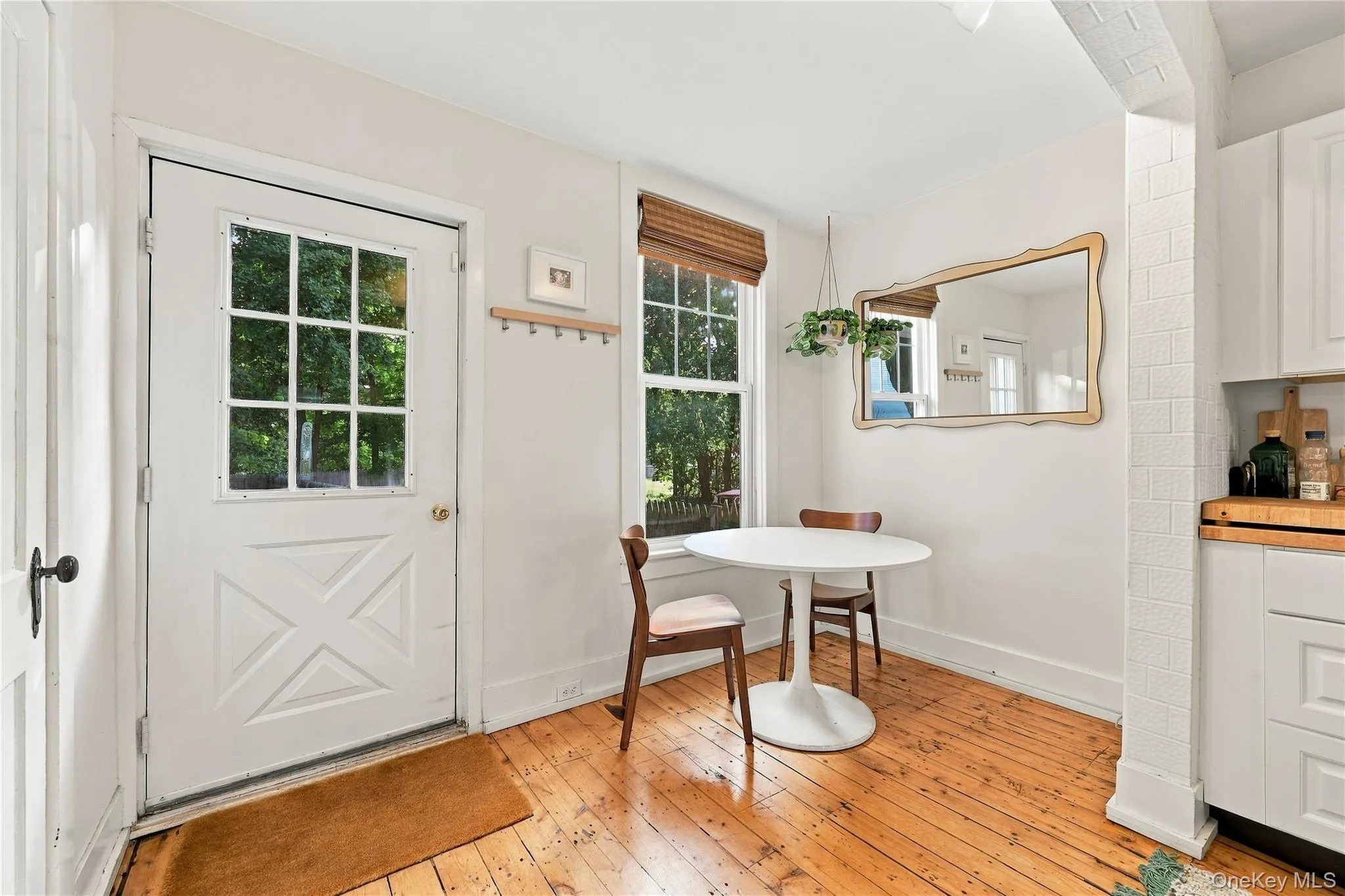 6 Saint James Court, Kingston, NY, 4 Bedrooms Bedrooms, 11 Rooms Rooms,1 BathroomBathrooms,Residential,For Rent,Saint James,0,1058019 6 Saint James Court, Kingston, NY, 4 Bedrooms Bedrooms, 11 Rooms Rooms,1 BathroomBathrooms,Residential,For Rent,Saint James,0,1058019
