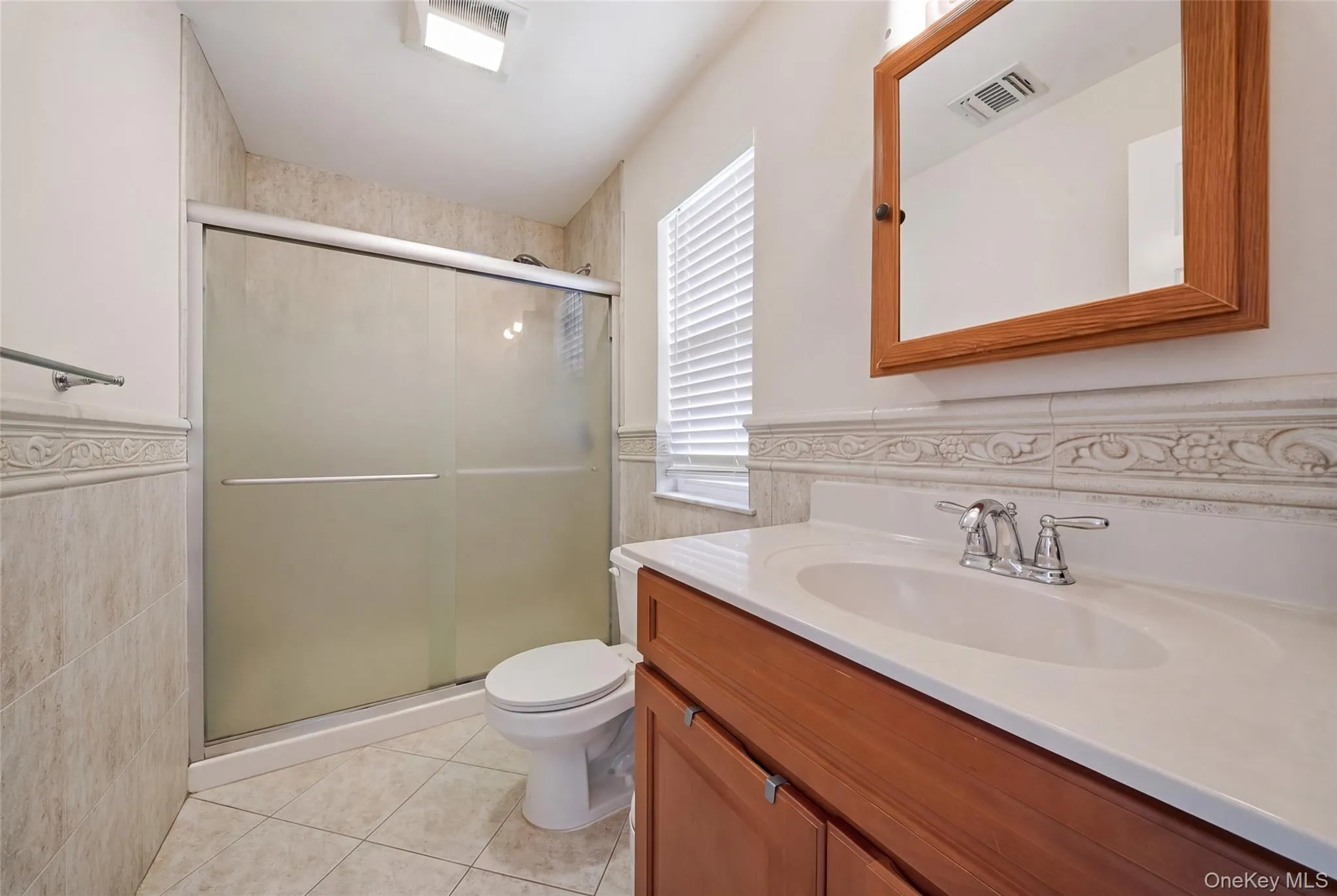 123 Clinton, North Hempstead, NY, 3 Bedroom Bedrooms, 10 Room Rooms,2 BathroomBathrooms,Residential Lease,For Rent,Clinton,0,1058022 123 Clinton, North Hempstead, NY, 3 Bedroom Bedrooms, 10 Room Rooms,2 BathroomBathrooms,Residential Lease,For Rent,Clinton,0,1058022