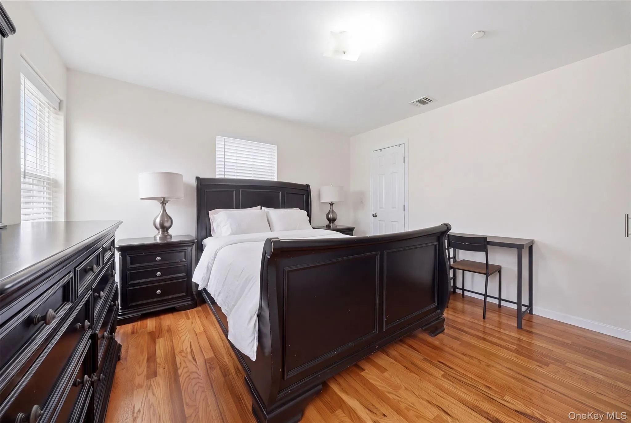 123 Clinton, North Hempstead, NY, 3 Bedroom Bedrooms, 10 Room Rooms,2 BathroomBathrooms,Residential Lease,For Rent,Clinton,0,1058022 123 Clinton, North Hempstead, NY, 3 Bedroom Bedrooms, 10 Room Rooms,2 BathroomBathrooms,Residential Lease,For Rent,Clinton,0,1058022