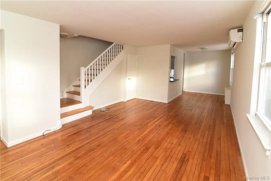 101 Carpenter Avenue, Mount Kisco, NY, 2 Bedroom Bedrooms, 5 Room Rooms,1 BathroomBathrooms,Residential Lease,For Rent,Carpenter,0,1058024 101 Carpenter Avenue, Mount Kisco, NY, 2 Bedroom Bedrooms, 5 Room Rooms,1 BathroomBathrooms,Residential Lease,For Rent,Carpenter,0,1058024