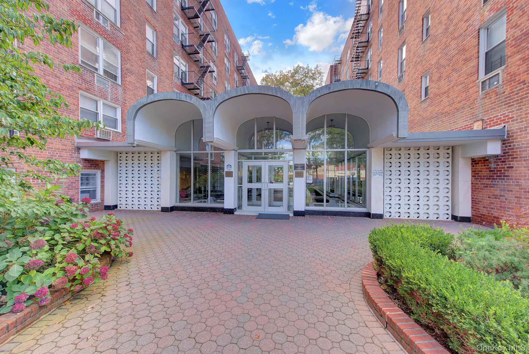 54-44 Little Neck Parkway, New York, NY, 1 Bedroom Bedrooms, 3 Rooms Rooms,1 BathroomBathrooms,Residential,For Rent,Little Neck,0,1058026 54-44 Little Neck Parkway, New York, NY, 1 Bedroom Bedrooms, 3 Rooms Rooms,1 BathroomBathrooms,Residential,For Rent,Little Neck,0,1058026