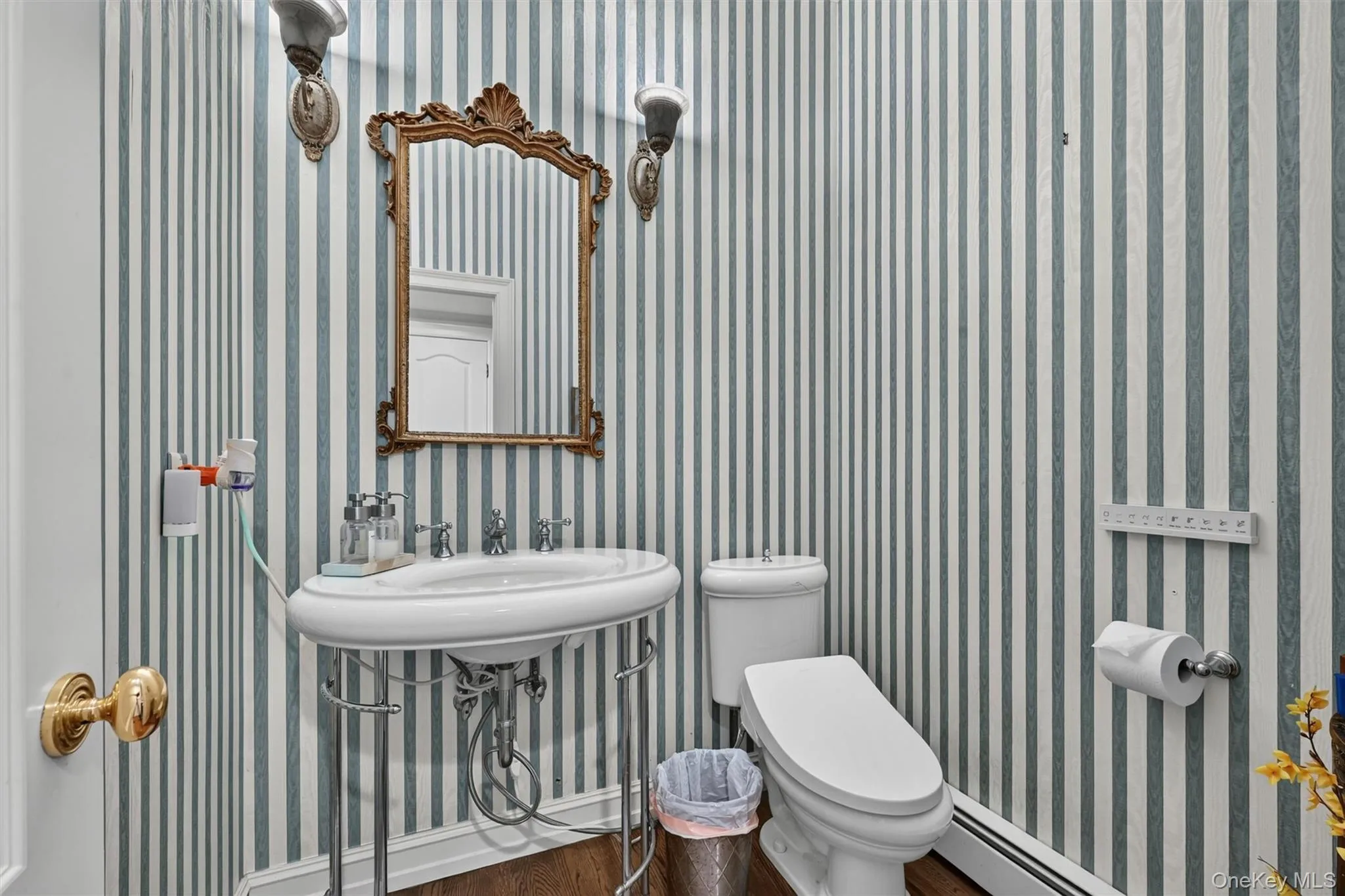 10 Knollcroft Terrace, Warwick (town), NY, 4 Bedrooms Bedrooms, 12 Rooms Rooms,3 BathroomsBathrooms,Residential,For Rent,Knollcroft,0,1058027 10 Knollcroft Terrace, Warwick (town), NY, 4 Bedrooms Bedrooms, 12 Rooms Rooms,3 BathroomsBathrooms,Residential,For Rent,Knollcroft,0,1058027
