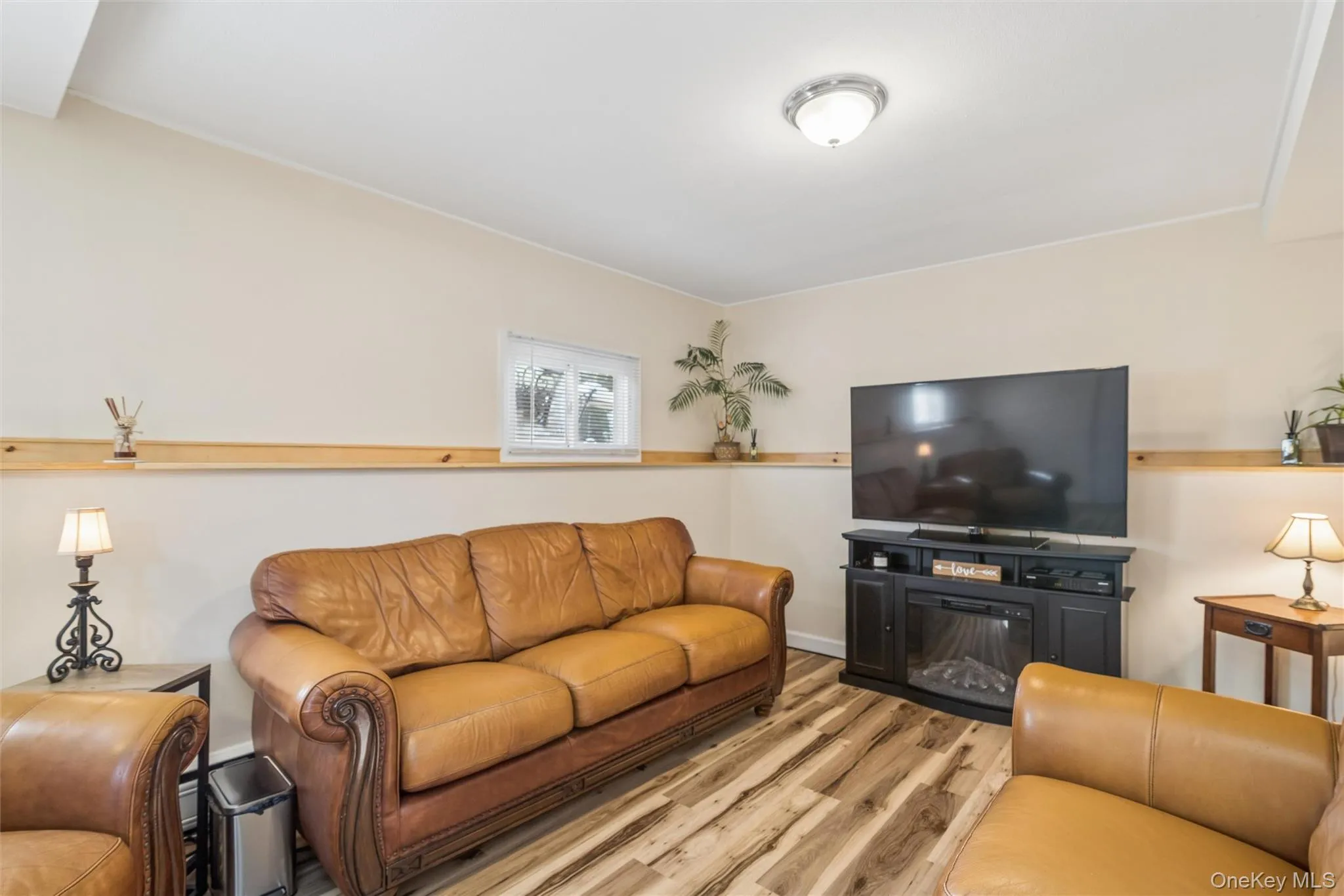 532 Alwick Avenue, Islip, NY, 4 Bedrooms Bedrooms, 7 Rooms Rooms,1 BathroomBathrooms,Residential,For Rent,Alwick,0,1058029 532 Alwick Avenue, Islip, NY, 4 Bedrooms Bedrooms, 7 Rooms Rooms,1 BathroomBathrooms,Residential,For Rent,Alwick,0,1058029