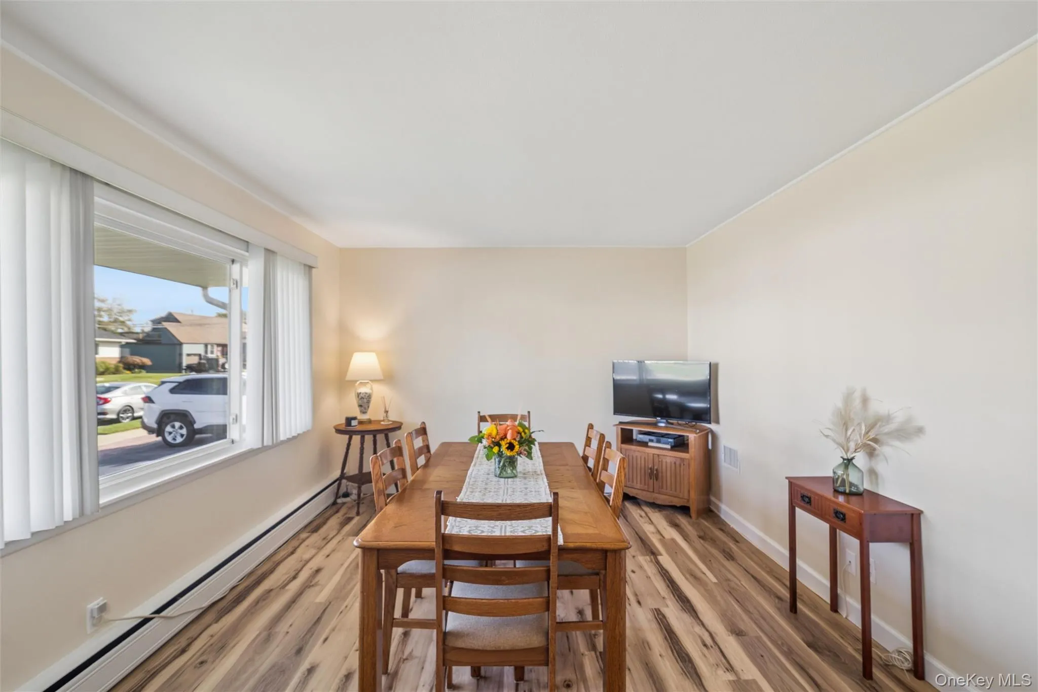 532 Alwick Avenue, Islip, NY, 4 Bedrooms Bedrooms, 7 Rooms Rooms,1 BathroomBathrooms,Residential,For Rent,Alwick,0,1058029 532 Alwick Avenue, Islip, NY, 4 Bedrooms Bedrooms, 7 Rooms Rooms,1 BathroomBathrooms,Residential,For Rent,Alwick,0,1058029