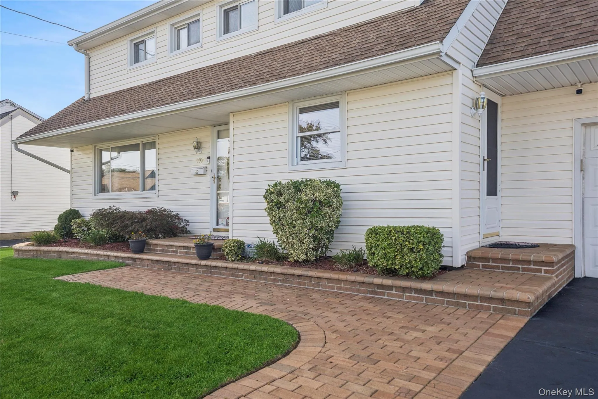 532 Alwick Avenue, Islip, NY, 4 Bedrooms Bedrooms, 7 Rooms Rooms,1 BathroomBathrooms,Residential,For Rent,Alwick,0,1058029 532 Alwick Avenue, Islip, NY, 4 Bedrooms Bedrooms, 7 Rooms Rooms,1 BathroomBathrooms,Residential,For Rent,Alwick,0,1058029