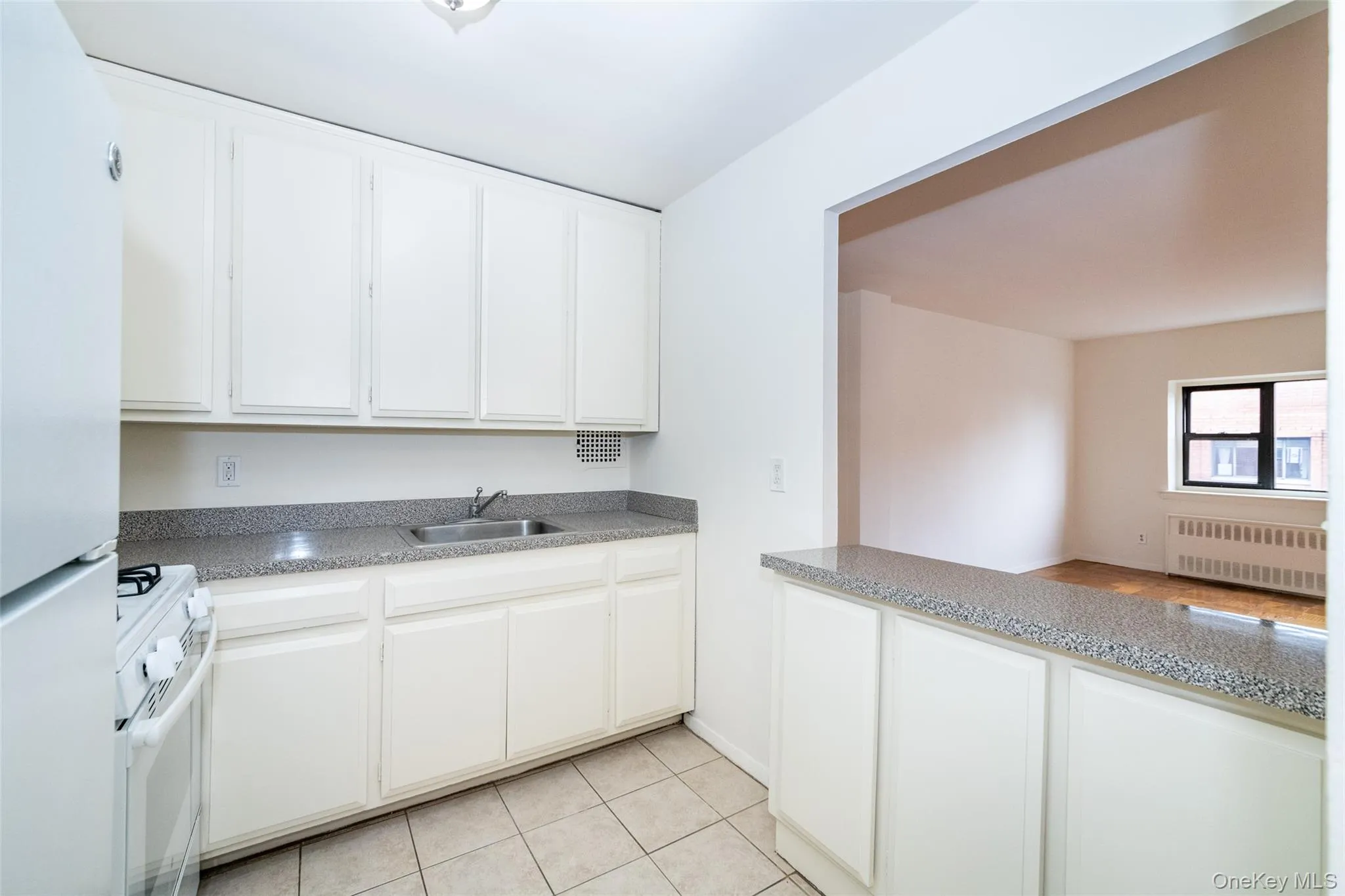 15 Lake Street, White Plains, NY, 2 Rooms Rooms,1 BathroomBathrooms,Residential Lease,For Rent,Lake,0,1058033 15 Lake Street, White Plains, NY, 2 Rooms Rooms,1 BathroomBathrooms,Residential Lease,For Rent,Lake,0,1058033