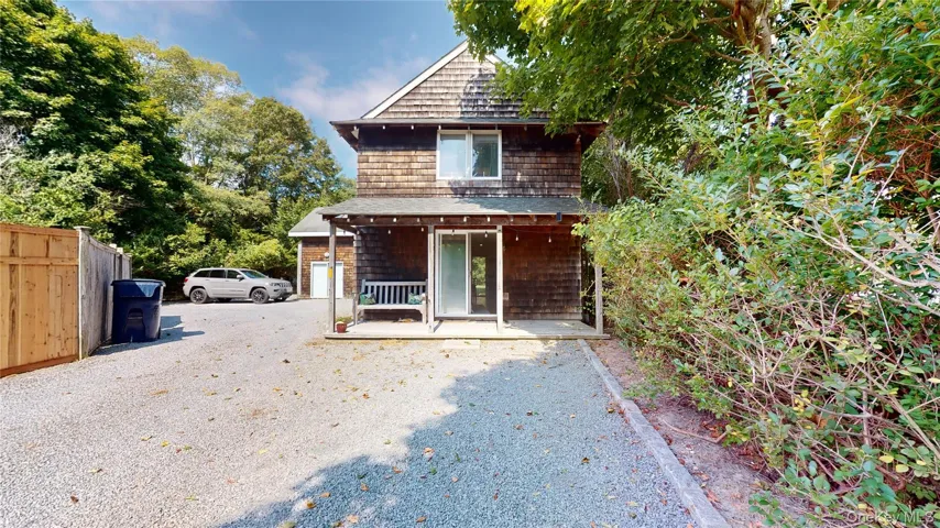 14 B Franklin Ave, Southampton, New York 11978