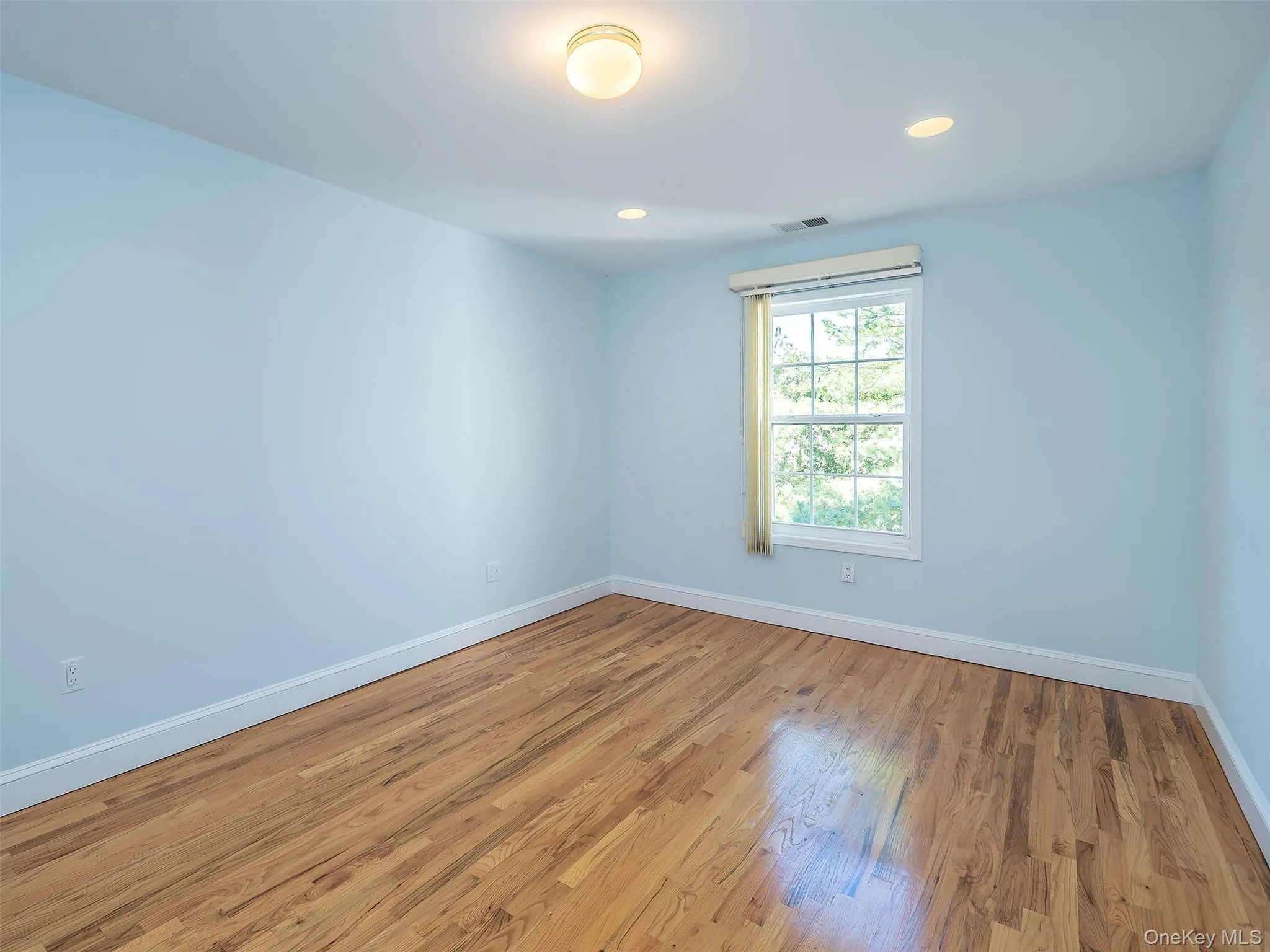 5 The Mill, North Hempstead, NY, 3 Bedroom Bedrooms, 8 Room Rooms,2 BathroomBathrooms,Residential Lease,For Rent,The Mill,0,1058042 5 The Mill, North Hempstead, NY, 3 Bedroom Bedrooms, 8 Room Rooms,2 BathroomBathrooms,Residential Lease,For Rent,The Mill,0,1058042