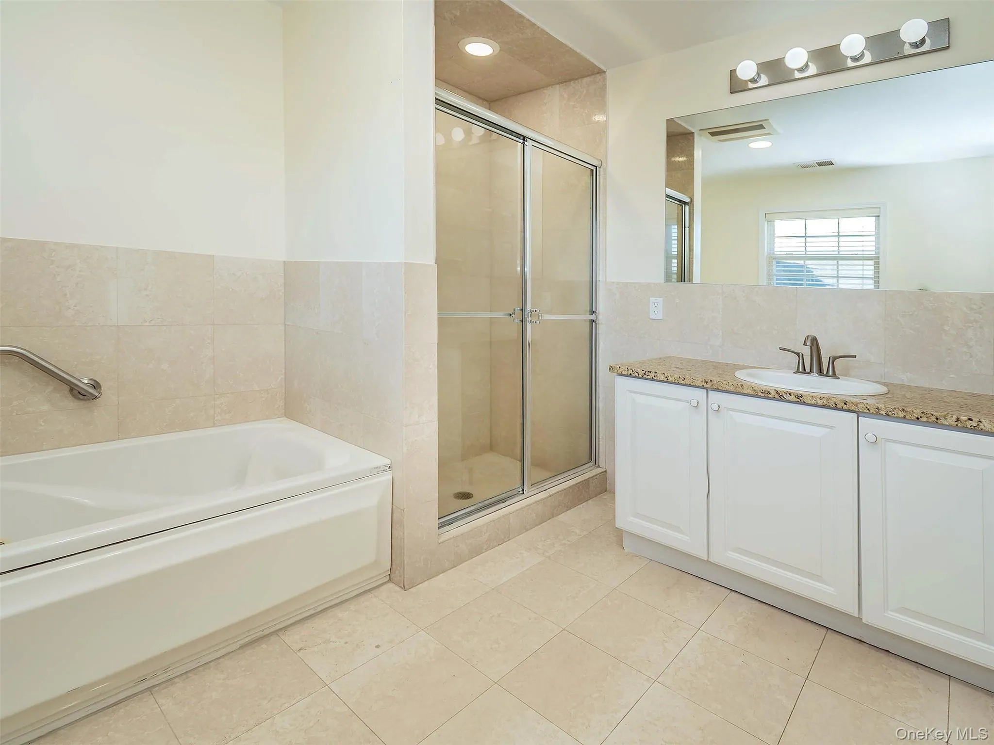 5 The Mill, North Hempstead, NY, 3 Bedroom Bedrooms, 8 Room Rooms,2 BathroomBathrooms,Residential Lease,For Rent,The Mill,0,1058042 5 The Mill, North Hempstead, NY, 3 Bedroom Bedrooms, 8 Room Rooms,2 BathroomBathrooms,Residential Lease,For Rent,The Mill,0,1058042