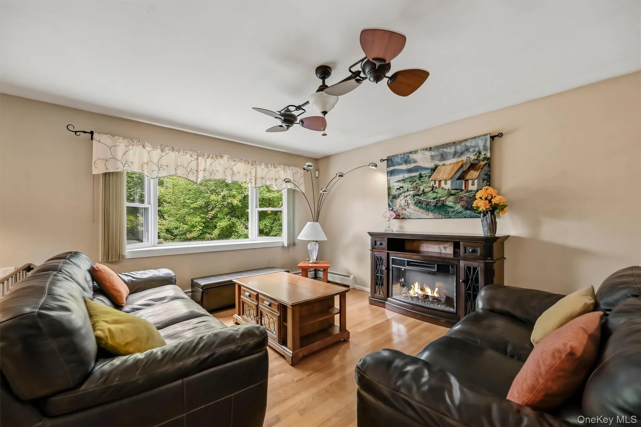 64 Forest Glen Road, Clarkstown, NY, 4 Bedrooms Bedrooms, 8 Rooms Rooms,2 BathroomsBathrooms,Residential,For Rent,Forest Glen,0,1058063 64 Forest Glen Road, Clarkstown, NY, 4 Bedrooms Bedrooms, 8 Rooms Rooms,2 BathroomsBathrooms,Residential,For Rent,Forest Glen,0,1058063