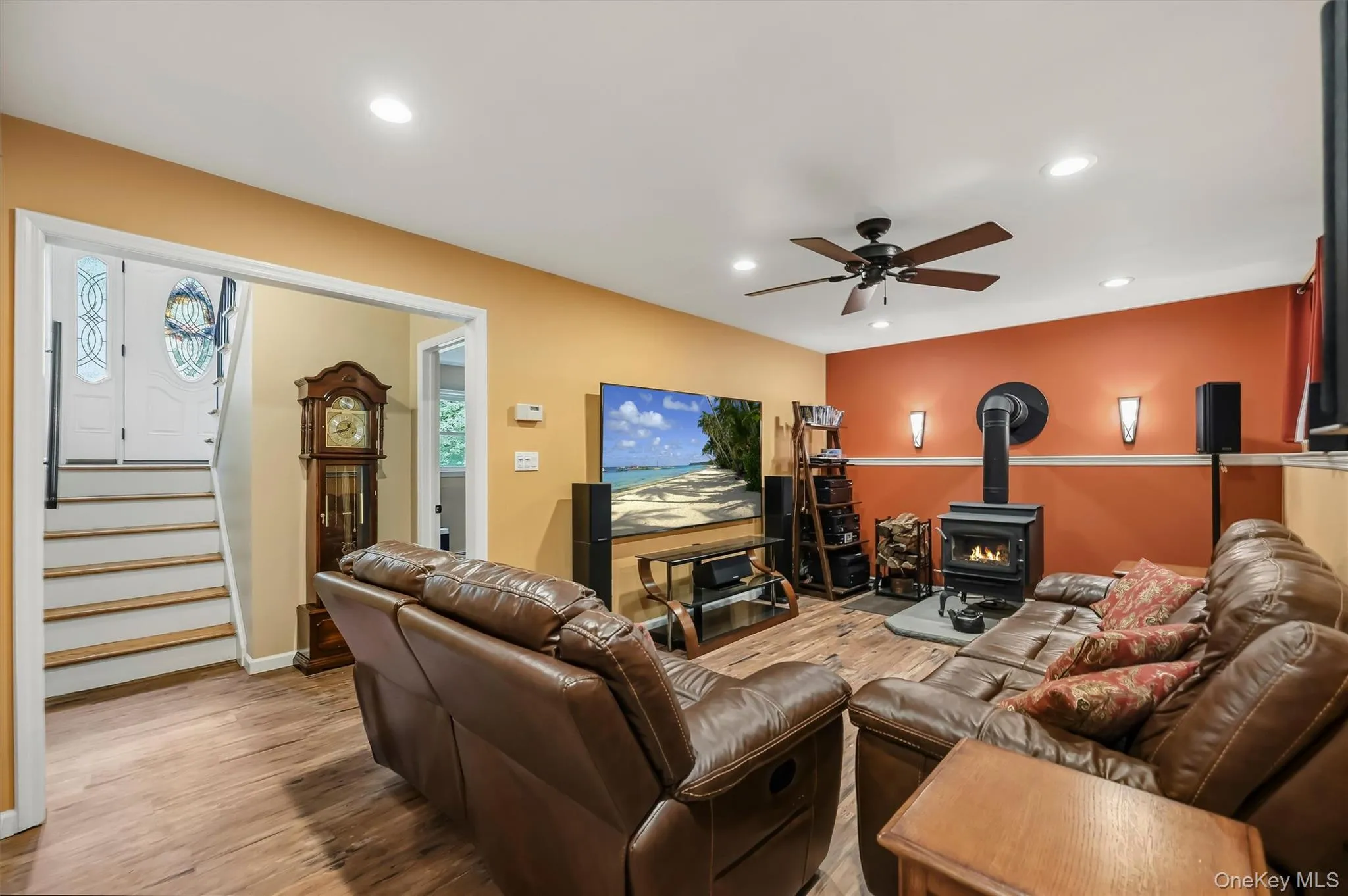 64 Forest Glen Road, Clarkstown, NY, 4 Bedrooms Bedrooms, 8 Rooms Rooms,2 BathroomsBathrooms,Residential,For Rent,Forest Glen,0,1058063 64 Forest Glen Road, Clarkstown, NY, 4 Bedrooms Bedrooms, 8 Rooms Rooms,2 BathroomsBathrooms,Residential,For Rent,Forest Glen,0,1058063
