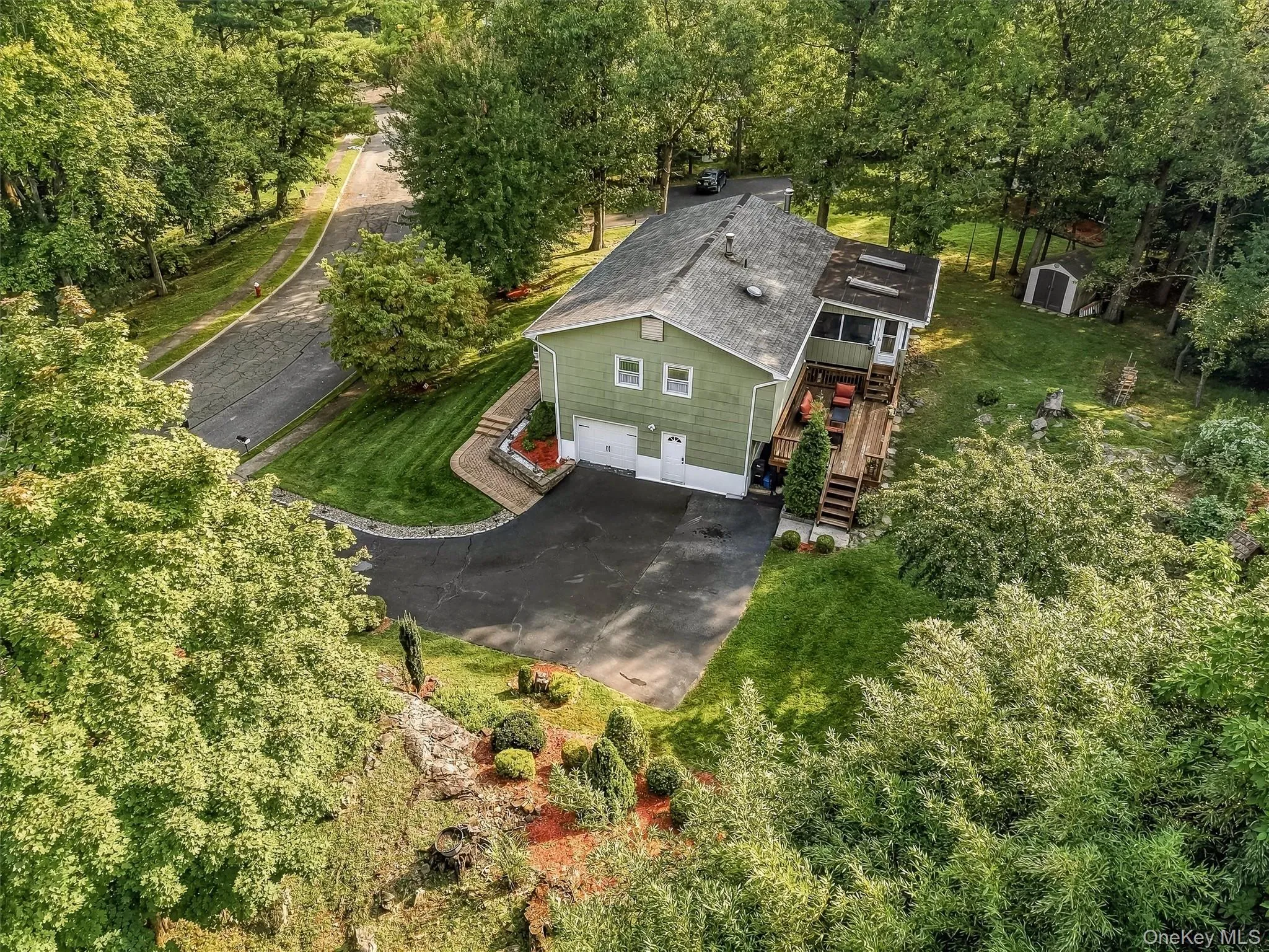 64 Forest Glen Road, Clarkstown, NY, 4 Bedrooms Bedrooms, 8 Rooms Rooms,2 BathroomsBathrooms,Residential,For Rent,Forest Glen,0,1058063 64 Forest Glen Road, Clarkstown, NY, 4 Bedrooms Bedrooms, 8 Rooms Rooms,2 BathroomsBathrooms,Residential,For Rent,Forest Glen,0,1058063