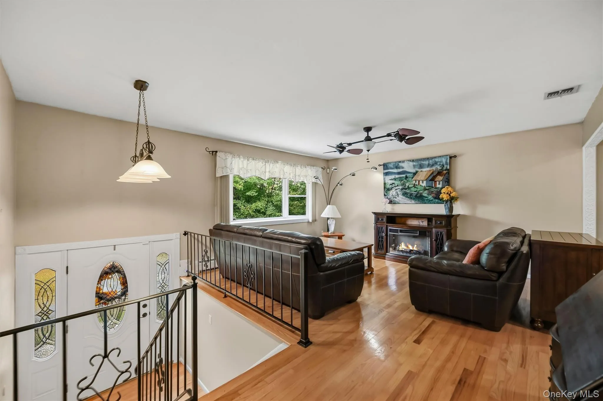 64 Forest Glen Road, Clarkstown, NY, 4 Bedrooms Bedrooms, 8 Rooms Rooms,2 BathroomsBathrooms,Residential,For Rent,Forest Glen,0,1058063 64 Forest Glen Road, Clarkstown, NY, 4 Bedrooms Bedrooms, 8 Rooms Rooms,2 BathroomsBathrooms,Residential,For Rent,Forest Glen,0,1058063