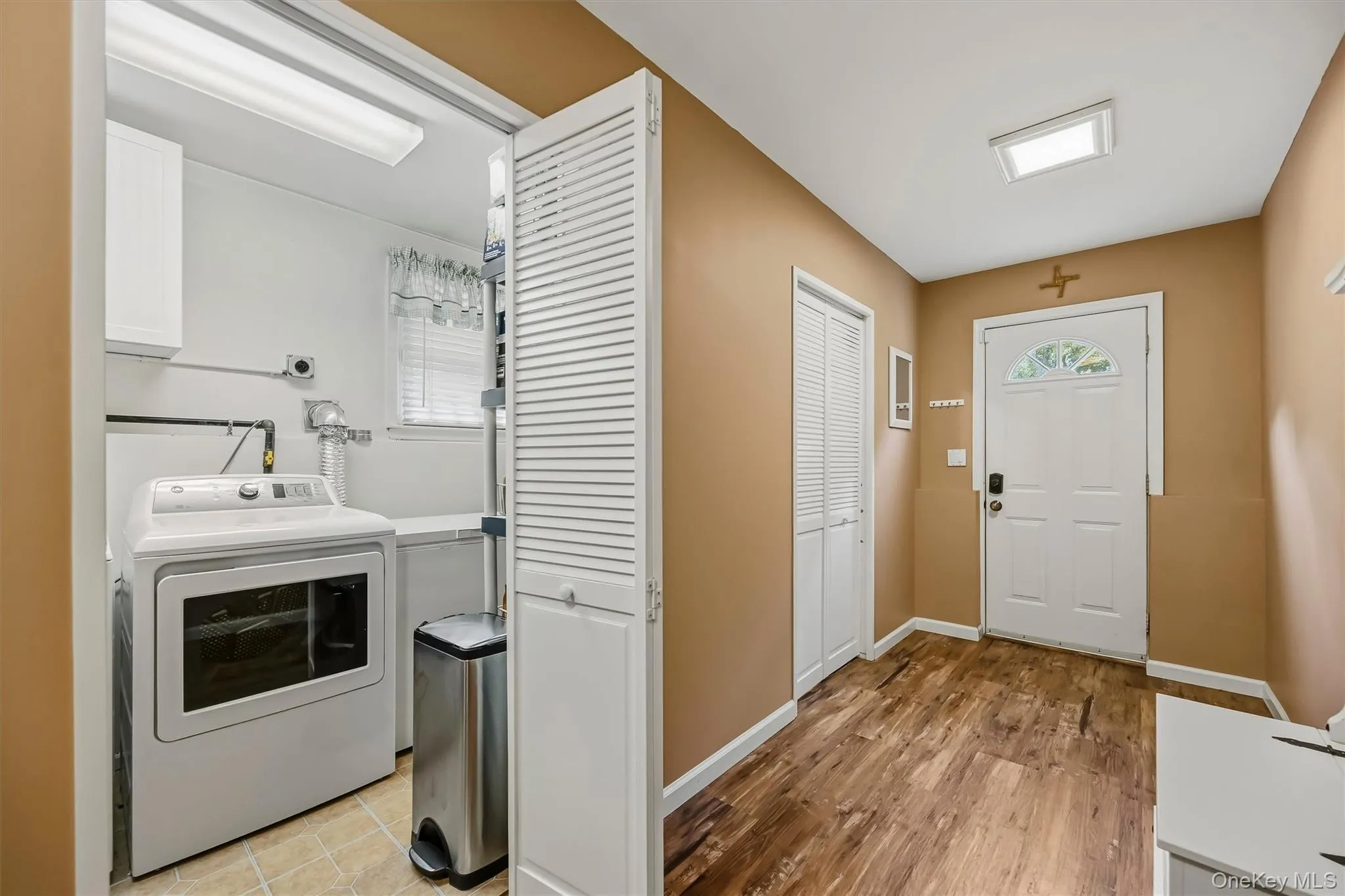 64 Forest Glen Road, Clarkstown, NY, 4 Bedrooms Bedrooms, 8 Rooms Rooms,2 BathroomsBathrooms,Residential,For Rent,Forest Glen,0,1058063 64 Forest Glen Road, Clarkstown, NY, 4 Bedrooms Bedrooms, 8 Rooms Rooms,2 BathroomsBathrooms,Residential,For Rent,Forest Glen,0,1058063