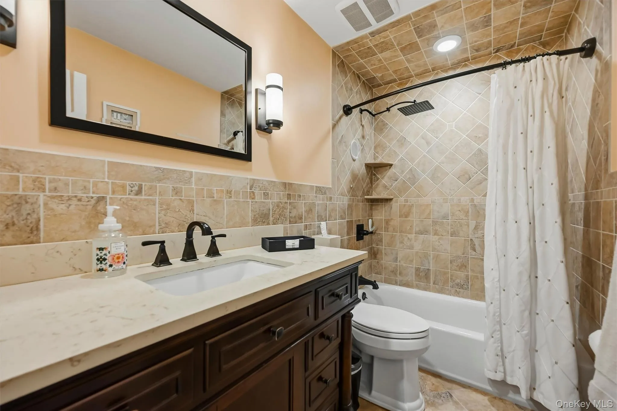 64 Forest Glen Road, Clarkstown, NY, 4 Bedrooms Bedrooms, 8 Rooms Rooms,2 BathroomsBathrooms,Residential,For Rent,Forest Glen,0,1058063 64 Forest Glen Road, Clarkstown, NY, 4 Bedrooms Bedrooms, 8 Rooms Rooms,2 BathroomsBathrooms,Residential,For Rent,Forest Glen,0,1058063
