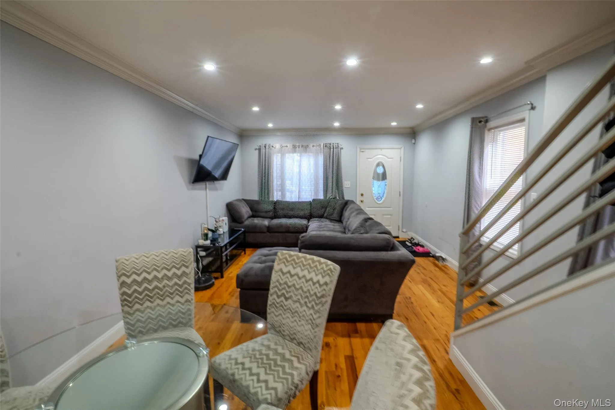 749 Vincent Avenue, New York, NY, 3 Bedrooms Bedrooms, 7 Rooms Rooms,2 BathroomsBathrooms,Residential,For Rent,Vincent,0,1058066 749 Vincent Avenue, New York, NY, 3 Bedrooms Bedrooms, 7 Rooms Rooms,2 BathroomsBathrooms,Residential,For Rent,Vincent,0,1058066
