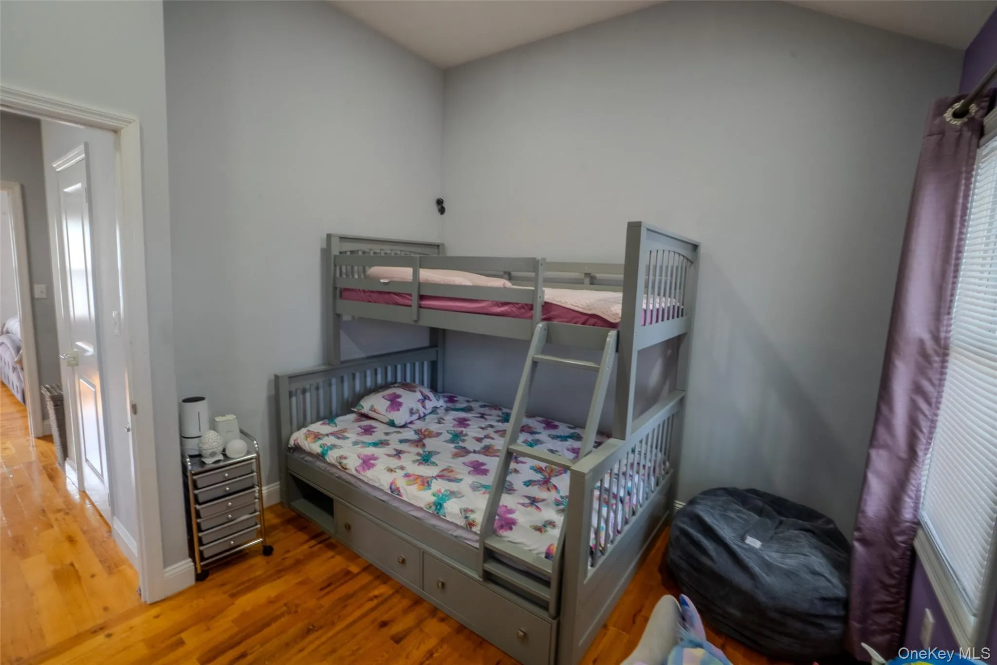 749 Vincent Avenue, New York, NY, 3 Bedrooms Bedrooms, 7 Rooms Rooms,2 BathroomsBathrooms,Residential,For Rent,Vincent,0,1058066 749 Vincent Avenue, New York, NY, 3 Bedrooms Bedrooms, 7 Rooms Rooms,2 BathroomsBathrooms,Residential,For Rent,Vincent,0,1058066