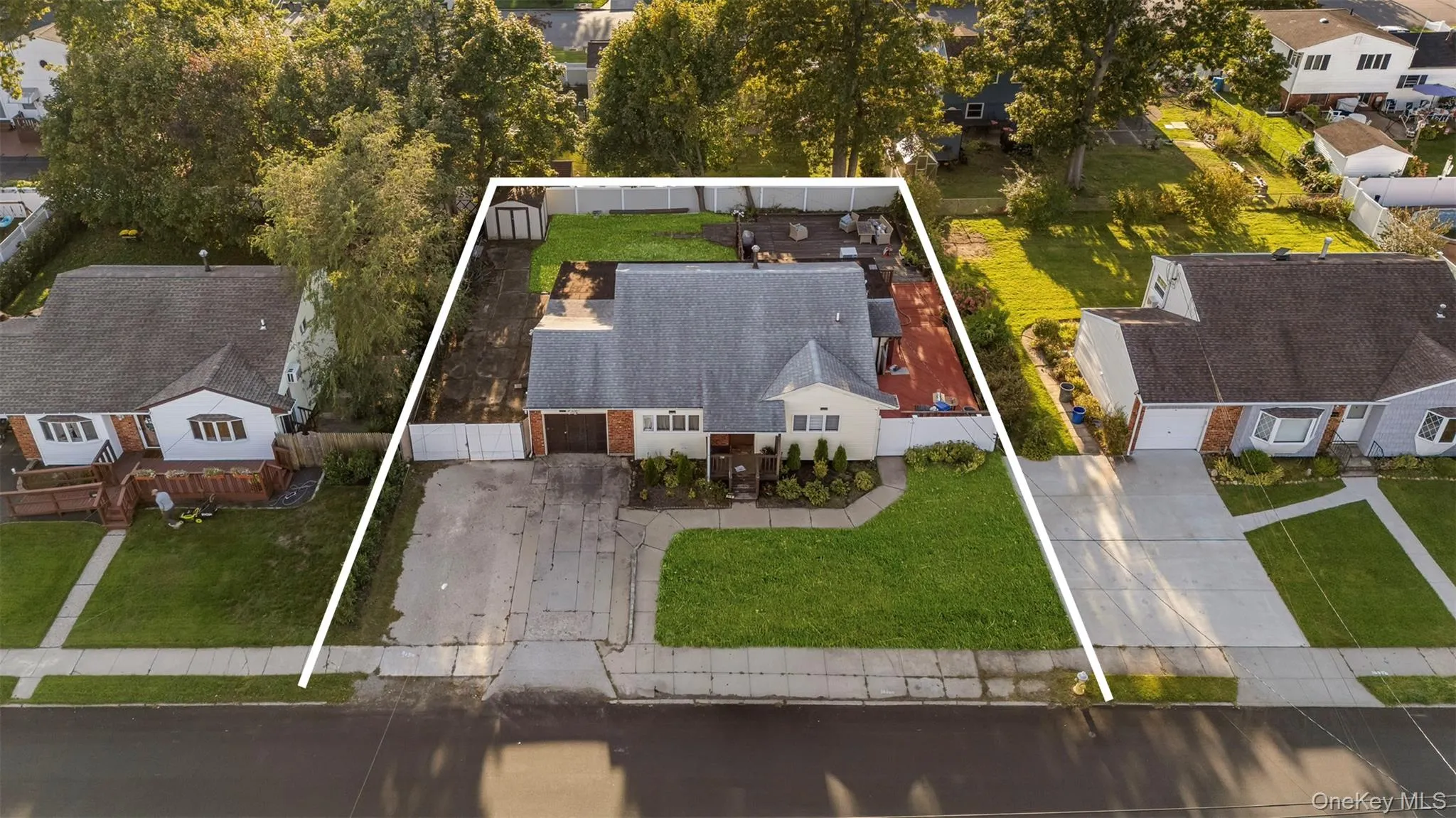 318 16th Street, Babylon, NY, 6 Bedrooms Bedrooms, 13 Rooms Rooms,2 BathroomsBathrooms,Residential,For Rent,16th,0,1058069 318 16th Street, Babylon, NY, 6 Bedrooms Bedrooms, 13 Rooms Rooms,2 BathroomsBathrooms,Residential,For Rent,16th,0,1058069