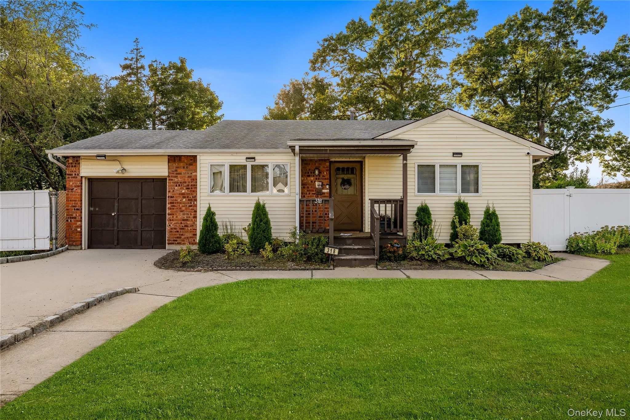 318 16th Street, Babylon, NY, 6 Bedrooms Bedrooms, 13 Rooms Rooms,2 BathroomsBathrooms,Residential,For Rent,16th,0,1058069 318 16th Street, Babylon, NY, 6 Bedrooms Bedrooms, 13 Rooms Rooms,2 BathroomsBathrooms,Residential,For Rent,16th,0,1058069