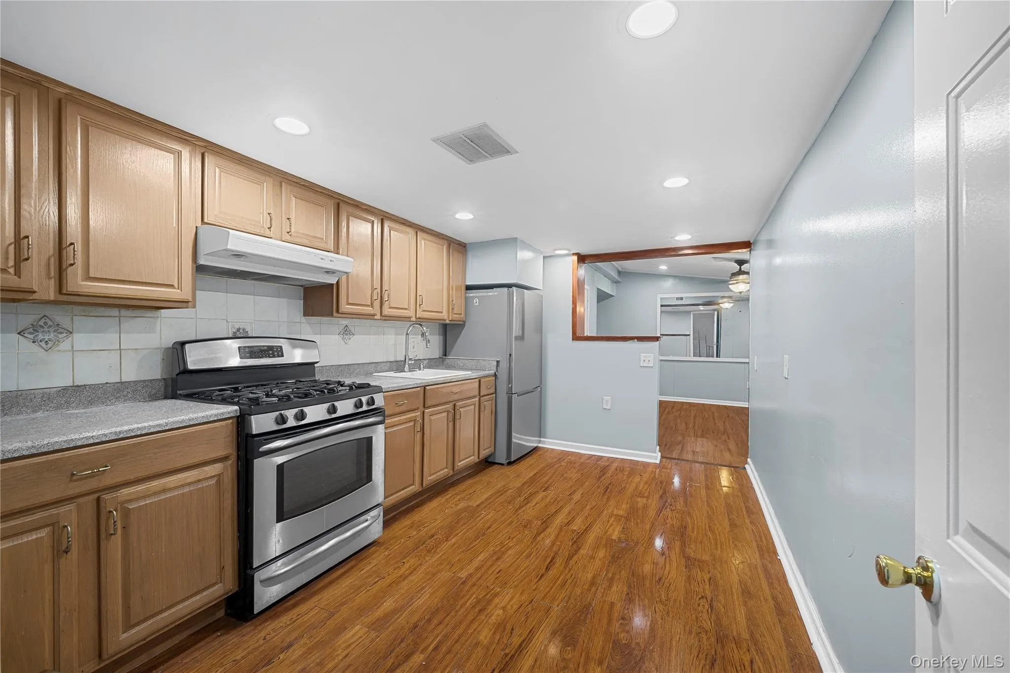 318 16th Street, Babylon, NY, 6 Bedrooms Bedrooms, 13 Rooms Rooms,2 BathroomsBathrooms,Residential,For Rent,16th,0,1058069 318 16th Street, Babylon, NY, 6 Bedrooms Bedrooms, 13 Rooms Rooms,2 BathroomsBathrooms,Residential,For Rent,16th,0,1058069