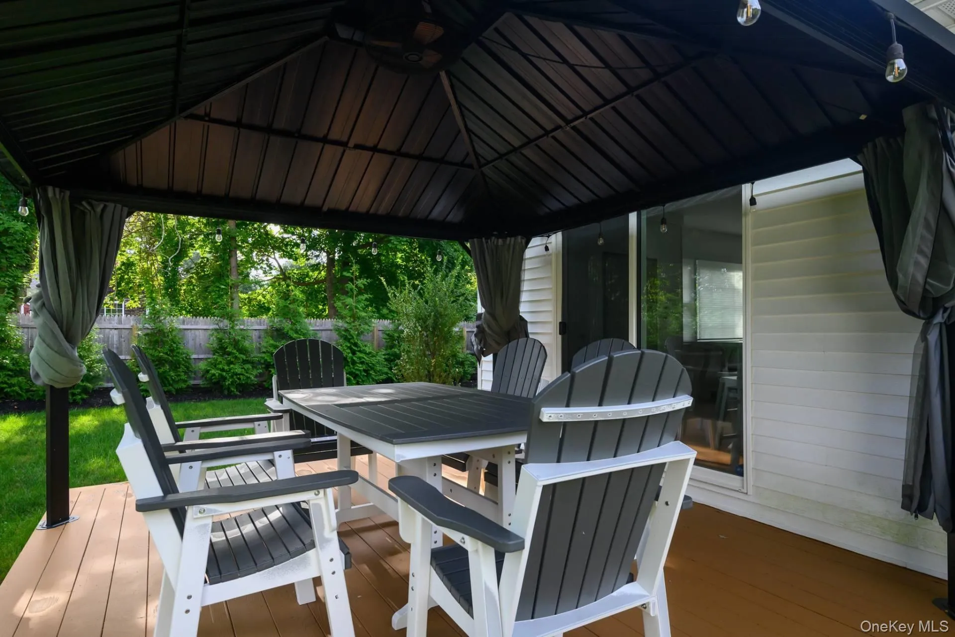 4 Southwind Road, Southampton, NY, 2 Bedroom Bedrooms, 4 Room Rooms,2 BathroomBathrooms,Residential Lease,For Rent,Southwind,0,1058071 4 Southwind Road, Southampton, NY, 2 Bedroom Bedrooms, 4 Room Rooms,2 BathroomBathrooms,Residential Lease,For Rent,Southwind,0,1058071