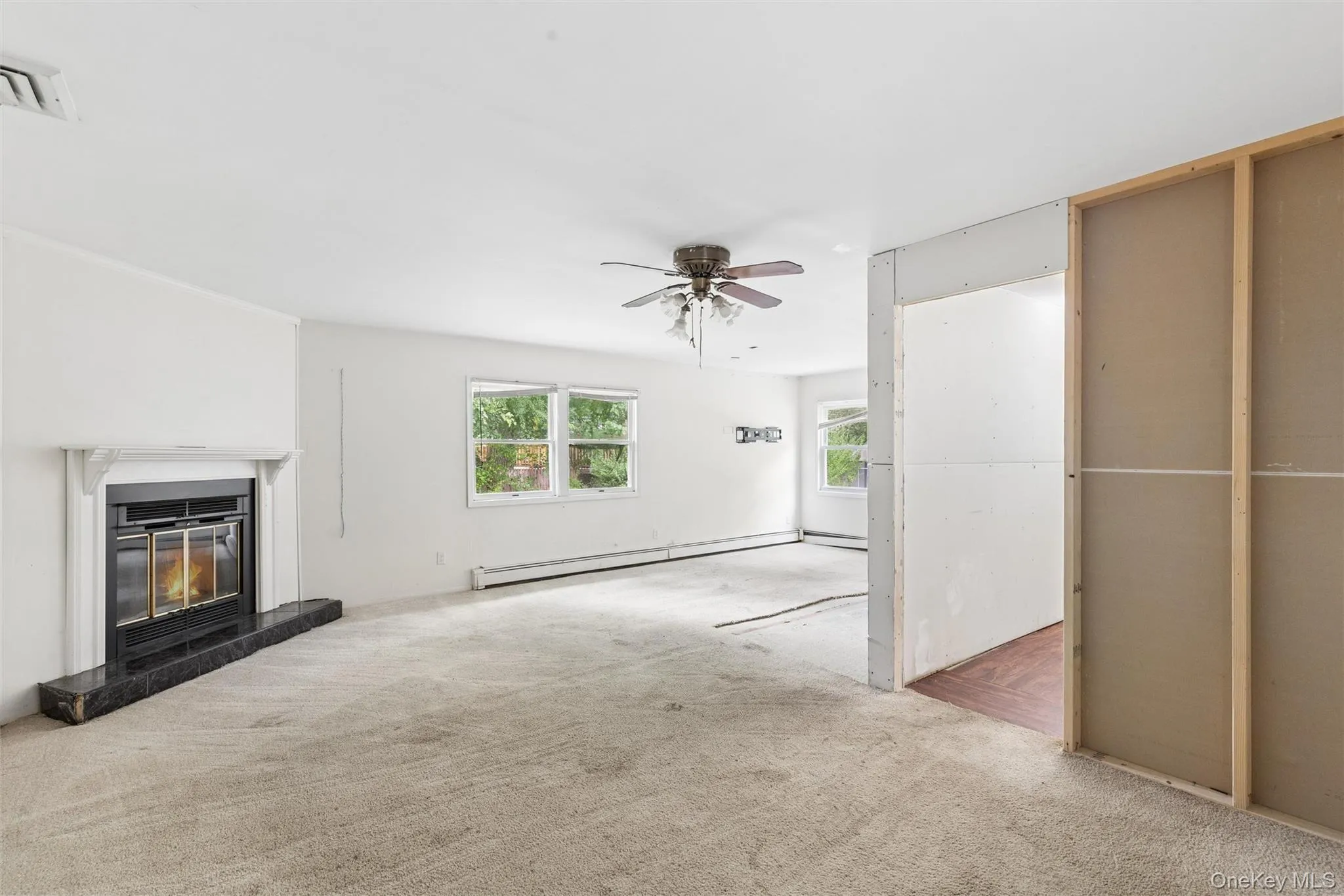 19 Wintergreen Drive, Brookhaven, NY, 3 Bedrooms Bedrooms, 7 Rooms Rooms,2 BathroomsBathrooms,Residential,For Rent,Wintergreen,0,1058074 19 Wintergreen Drive, Brookhaven, NY, 3 Bedrooms Bedrooms, 7 Rooms Rooms,2 BathroomsBathrooms,Residential,For Rent,Wintergreen,0,1058074