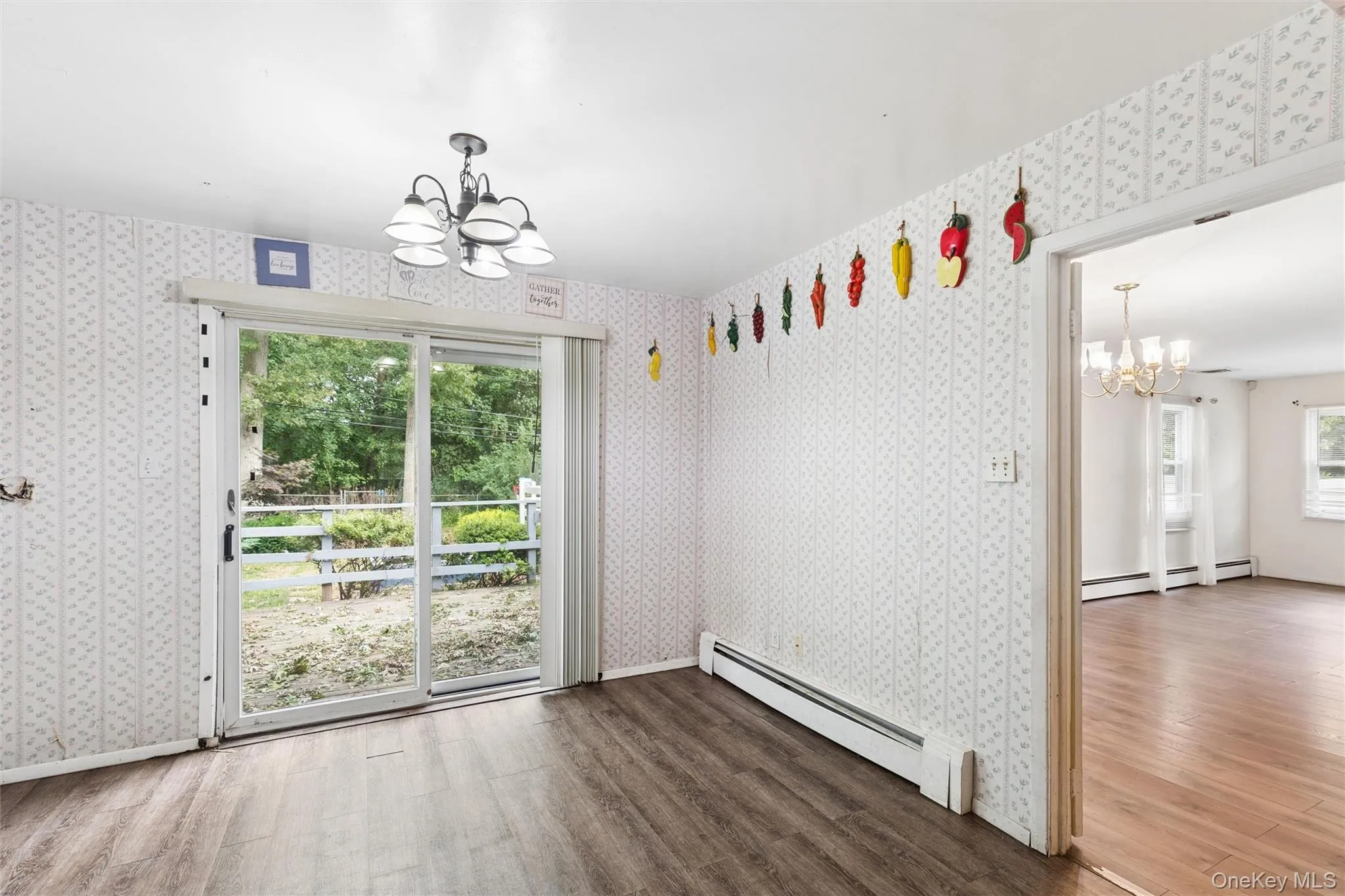 19 Wintergreen Drive, Brookhaven, NY, 3 Bedrooms Bedrooms, 7 Rooms Rooms,2 BathroomsBathrooms,Residential,For Rent,Wintergreen,0,1058074 19 Wintergreen Drive, Brookhaven, NY, 3 Bedrooms Bedrooms, 7 Rooms Rooms,2 BathroomsBathrooms,Residential,For Rent,Wintergreen,0,1058074