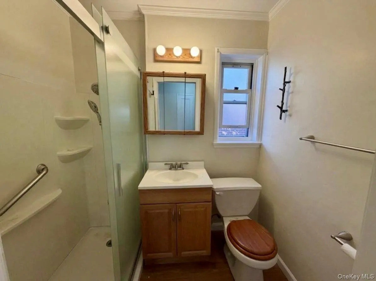 85-36 256th Street, New York, NY, 3 Bedroom Bedrooms, 6 Room Rooms,1 BathroomBathrooms,Residential Lease,For Rent,256th,0,1058075 85-36 256th Street, New York, NY, 3 Bedroom Bedrooms, 6 Room Rooms,1 BathroomBathrooms,Residential Lease,For Rent,256th,0,1058075