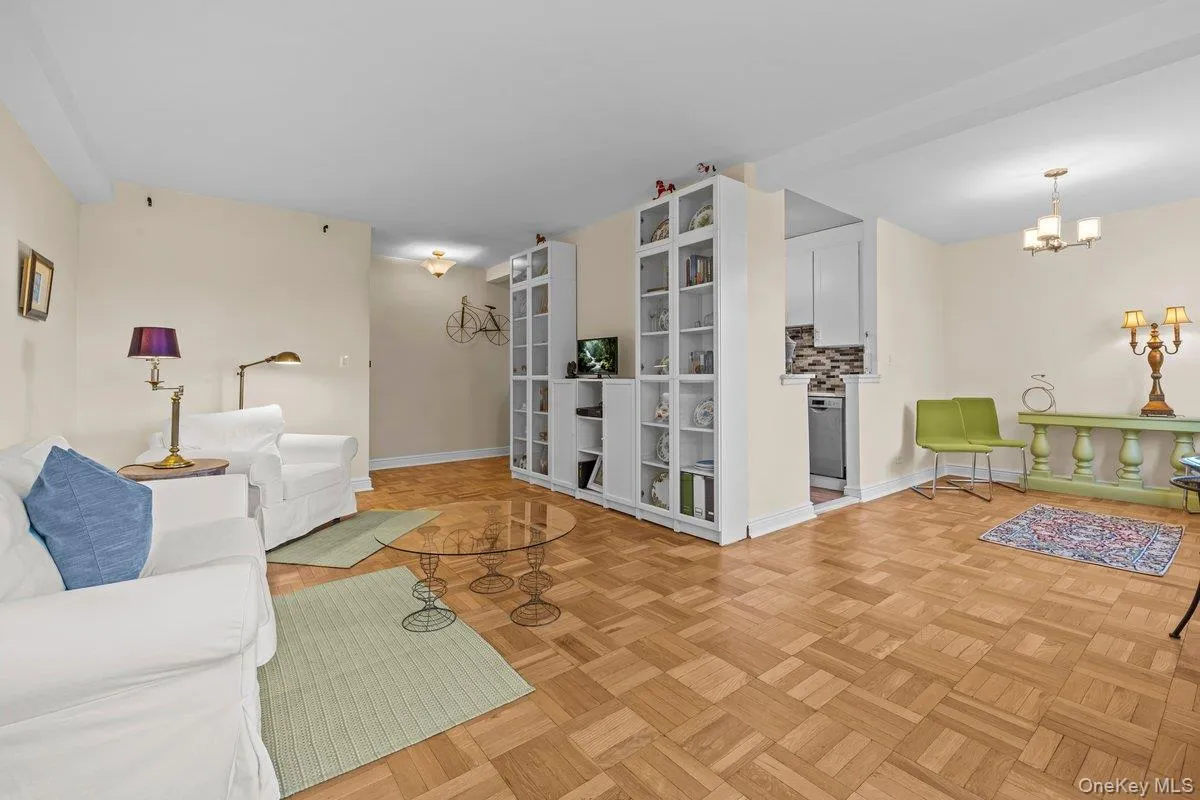 5500 Fieldston Road, New York, NY, 1 Bedroom Bedrooms, 4 Rooms Rooms,1 BathroomBathrooms,Residential,For Rent,Fieldston,0,1058077 5500 Fieldston Road, New York, NY, 1 Bedroom Bedrooms, 4 Rooms Rooms,1 BathroomBathrooms,Residential,For Rent,Fieldston,0,1058077