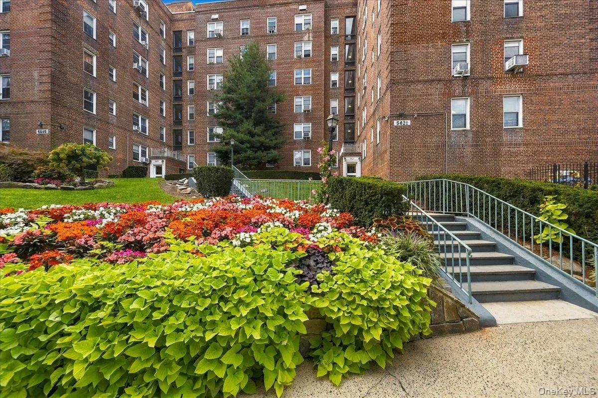 Beautiful plantings Beautiful plantings