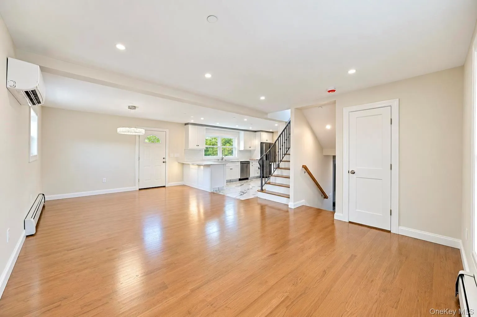 68 Ann Drive, Hempstead, NY, 4 Bedrooms Bedrooms, 7 Rooms Rooms,3 BathroomsBathrooms,Residential,For Rent,Ann,0,1058083 68 Ann Drive, Hempstead, NY, 4 Bedrooms Bedrooms, 7 Rooms Rooms,3 BathroomsBathrooms,Residential,For Rent,Ann,0,1058083