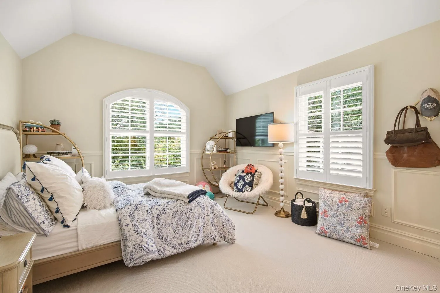 8 Fiddlers Green Drive, Huntington, NY, 4 Bedrooms Bedrooms, 11 Rooms Rooms,3 BathroomsBathrooms,Residential,For Rent,Fiddlers Green,0,1058084 8 Fiddlers Green Drive, Huntington, NY, 4 Bedrooms Bedrooms, 11 Rooms Rooms,3 BathroomsBathrooms,Residential,For Rent,Fiddlers Green,0,1058084