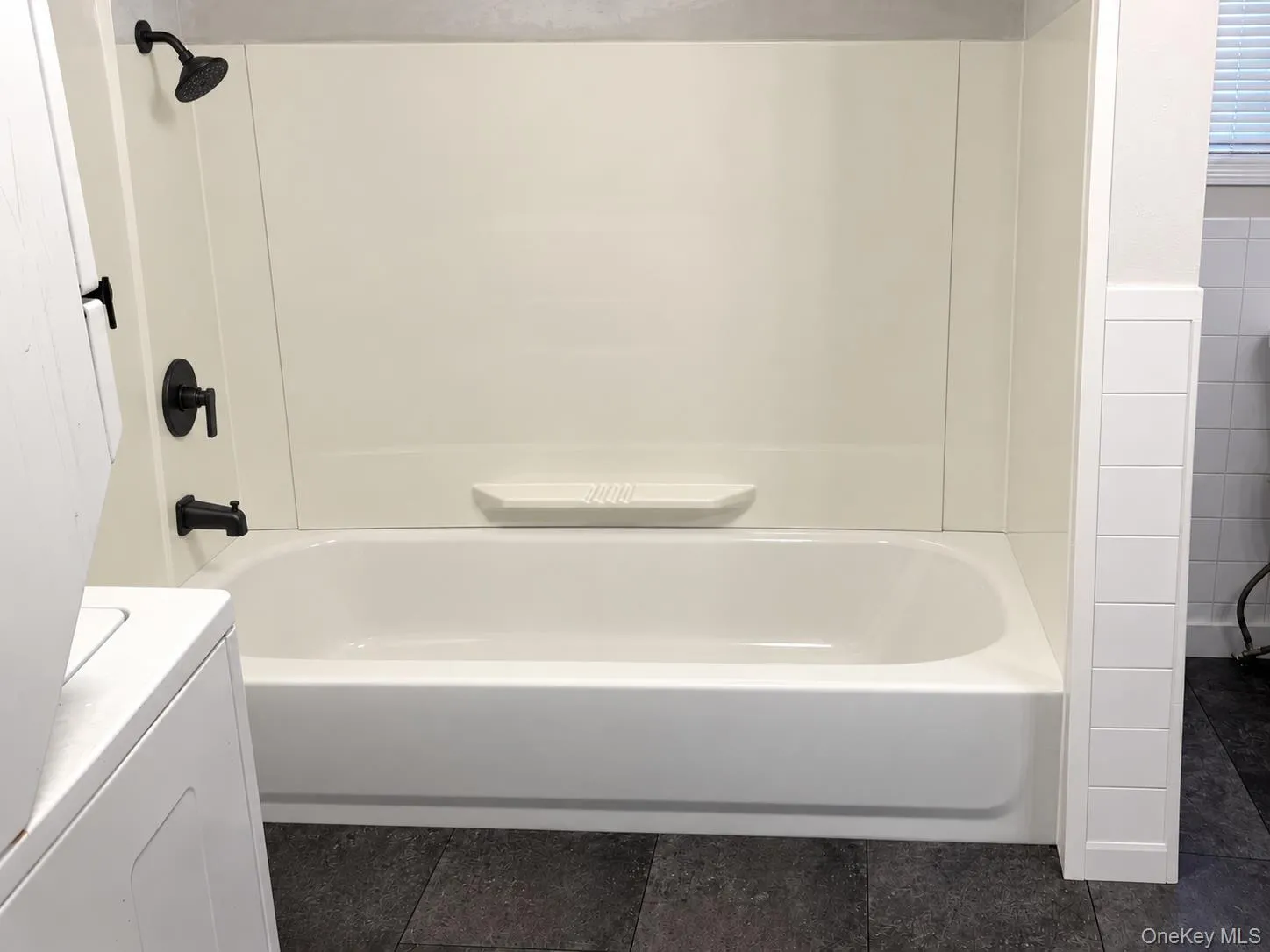 31 Willoughby Place, Islip, NY, 2 Bedroom Bedrooms, 4 Room Rooms,1 BathroomBathrooms,Residential Lease,For Rent,Willoughby,0,1058093 31 Willoughby Place, Islip, NY, 2 Bedroom Bedrooms, 4 Room Rooms,1 BathroomBathrooms,Residential Lease,For Rent,Willoughby,0,1058093