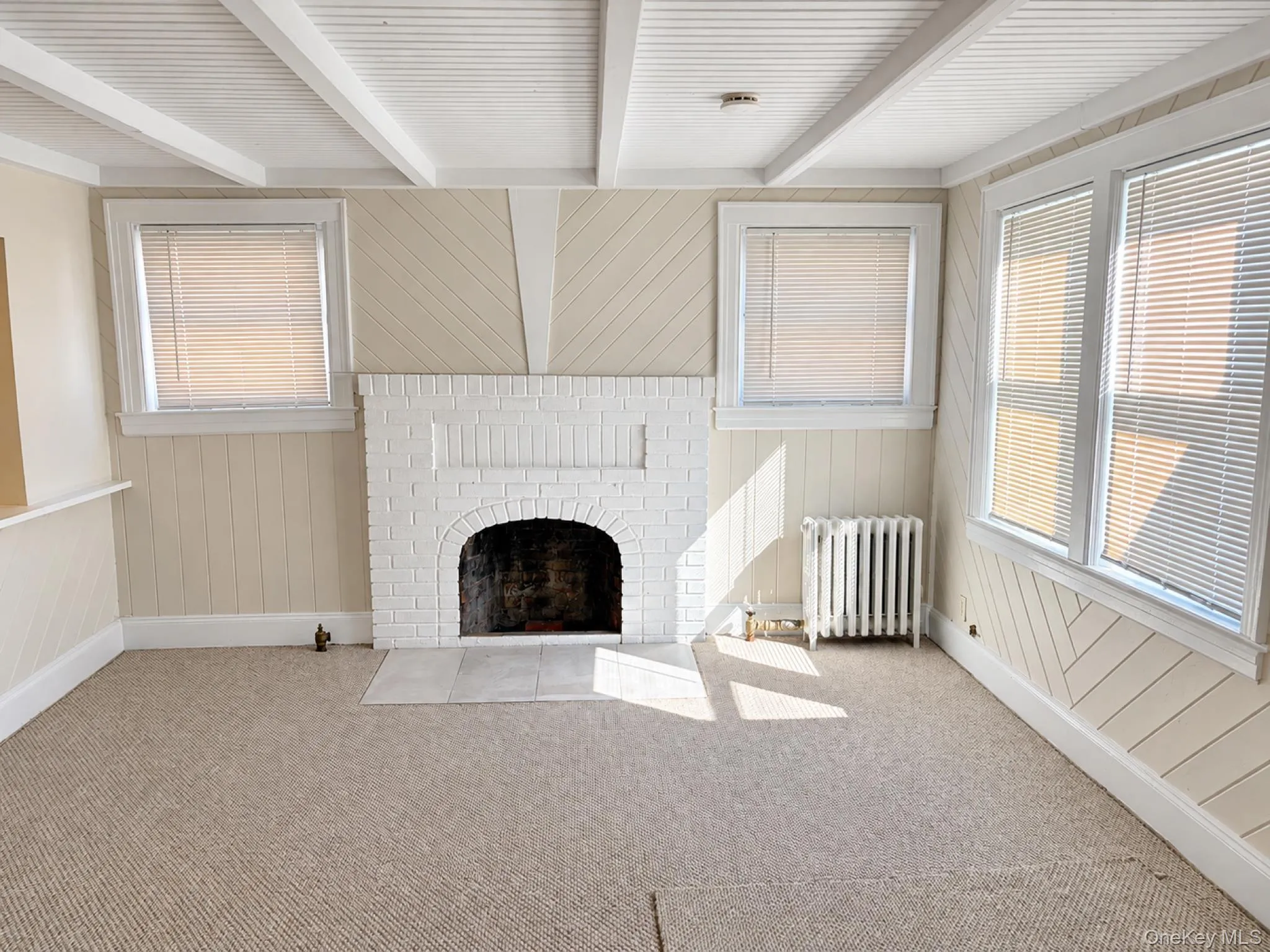 31 Willoughby Place, Islip, NY, 2 Bedroom Bedrooms, 4 Room Rooms,1 BathroomBathrooms,Residential Lease,For Rent,Willoughby,0,1058093 31 Willoughby Place, Islip, NY, 2 Bedroom Bedrooms, 4 Room Rooms,1 BathroomBathrooms,Residential Lease,For Rent,Willoughby,0,1058093