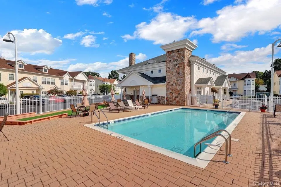 Pool and Clubhouse Pool and Clubhouse