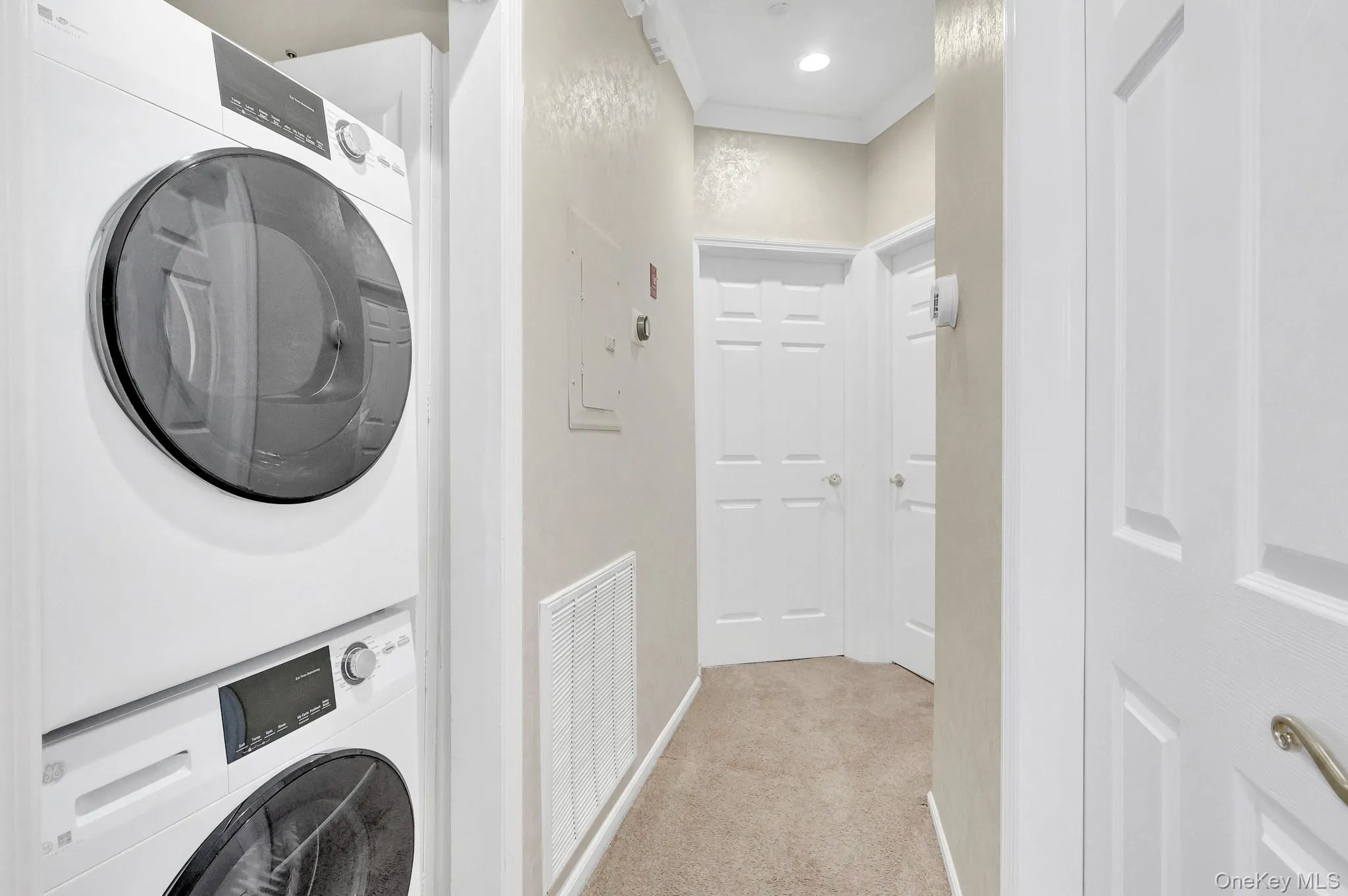 115 Narragansett Villas Drive, Babylon, NY, 2 Bedrooms Bedrooms, 5 Rooms Rooms,2 BathroomsBathrooms,Residential,For Rent,Narragansett Villas,0,1058099 115 Narragansett Villas Drive, Babylon, NY, 2 Bedrooms Bedrooms, 5 Rooms Rooms,2 BathroomsBathrooms,Residential,For Rent,Narragansett Villas,0,1058099
