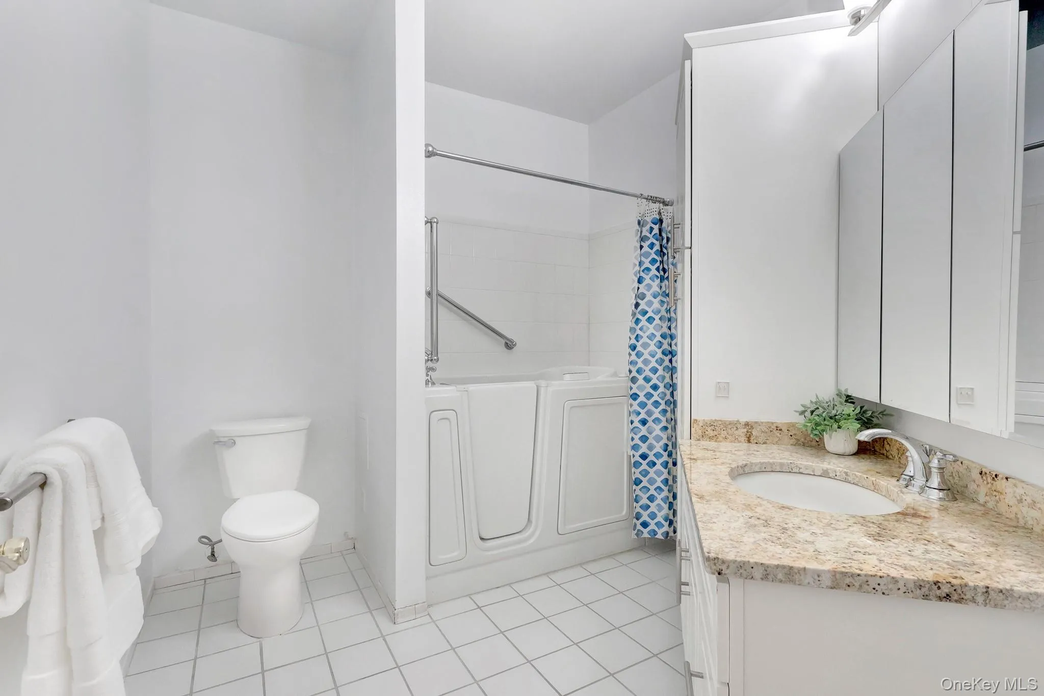 115 Narragansett Villas Drive, Babylon, NY, 2 Bedrooms Bedrooms, 5 Rooms Rooms,2 BathroomsBathrooms,Residential,For Rent,Narragansett Villas,0,1058099 115 Narragansett Villas Drive, Babylon, NY, 2 Bedrooms Bedrooms, 5 Rooms Rooms,2 BathroomsBathrooms,Residential,For Rent,Narragansett Villas,0,1058099