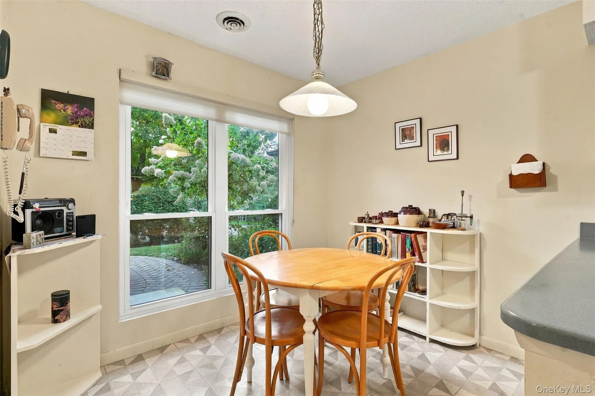 30 Knoll, Rhinebeck, NY, 2 Bedrooms Bedrooms, 5 Rooms Rooms,2 BathroomsBathrooms,Residential,For Rent,Knoll,0,1058102 30 Knoll, Rhinebeck, NY, 2 Bedrooms Bedrooms, 5 Rooms Rooms,2 BathroomsBathrooms,Residential,For Rent,Knoll,0,1058102