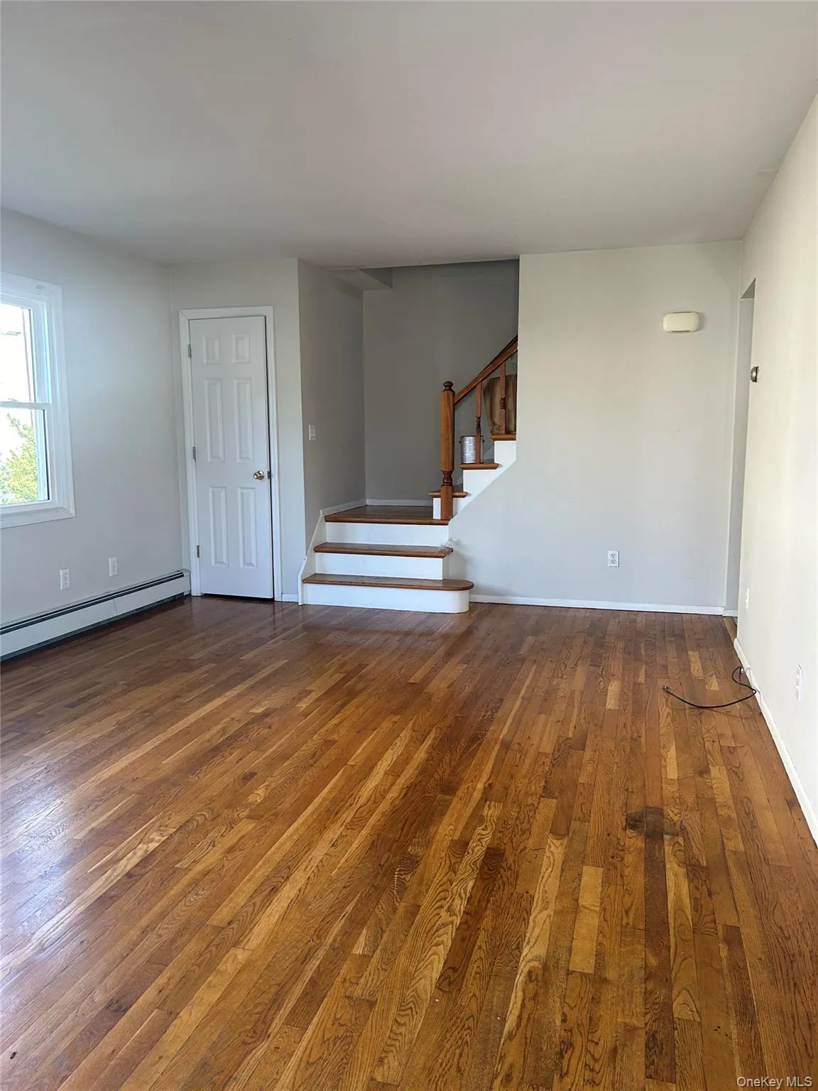 14 Edgewood Road, North Hempstead, NY, 2 Bedroom Bedrooms, 6 Room Rooms,1 BathroomBathrooms,Residential Lease,For Rent,Edgewood,0,1058104 14 Edgewood Road, North Hempstead, NY, 2 Bedroom Bedrooms, 6 Room Rooms,1 BathroomBathrooms,Residential Lease,For Rent,Edgewood,0,1058104