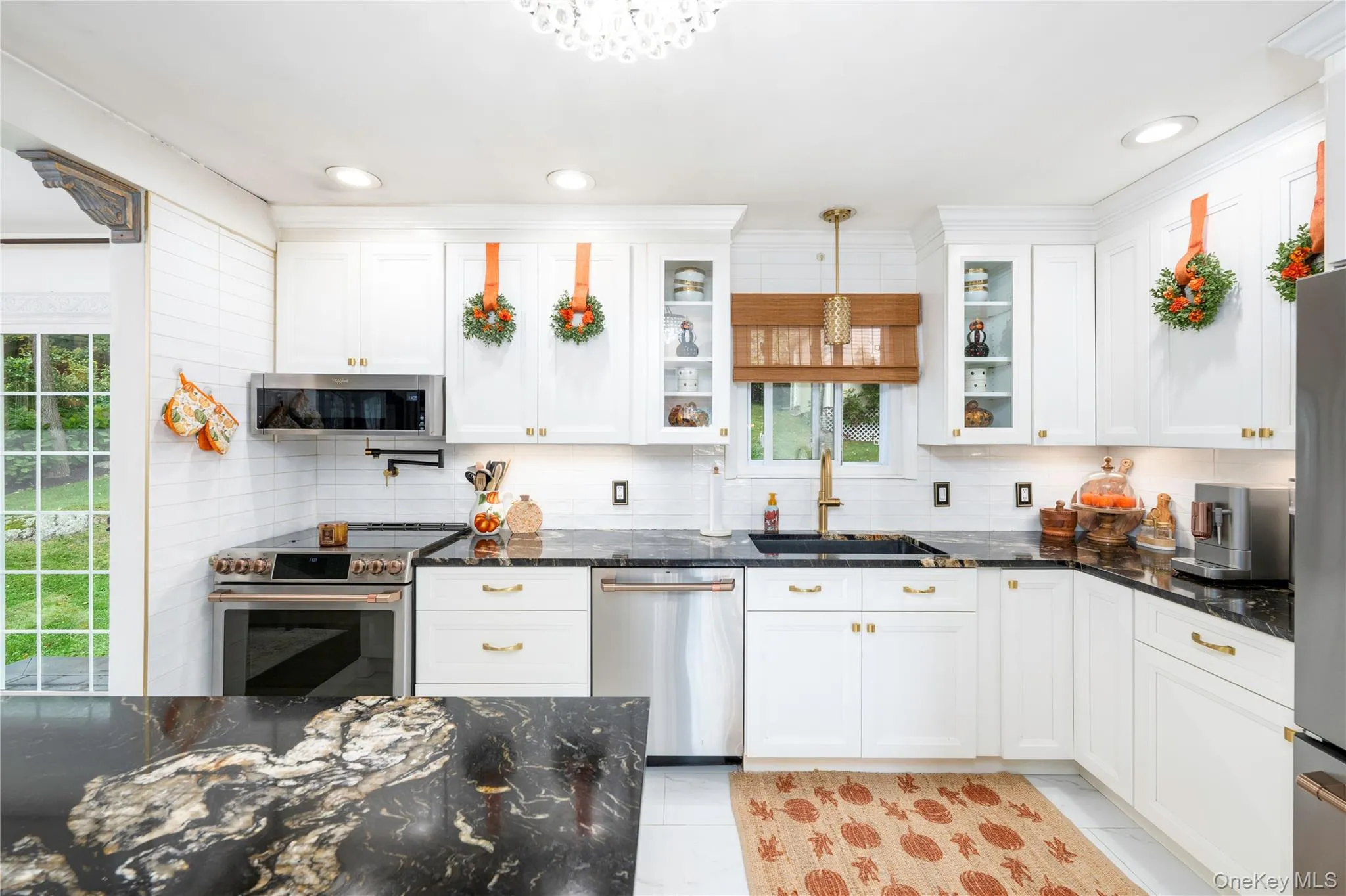 75 Chestnut Ridge Road, Carmel, NY, 3 Bedrooms Bedrooms, 7 Rooms Rooms,2 BathroomsBathrooms,Residential,For Rent,Chestnut Ridge,0,1058105 75 Chestnut Ridge Road, Carmel, NY, 3 Bedrooms Bedrooms, 7 Rooms Rooms,2 BathroomsBathrooms,Residential,For Rent,Chestnut Ridge,0,1058105