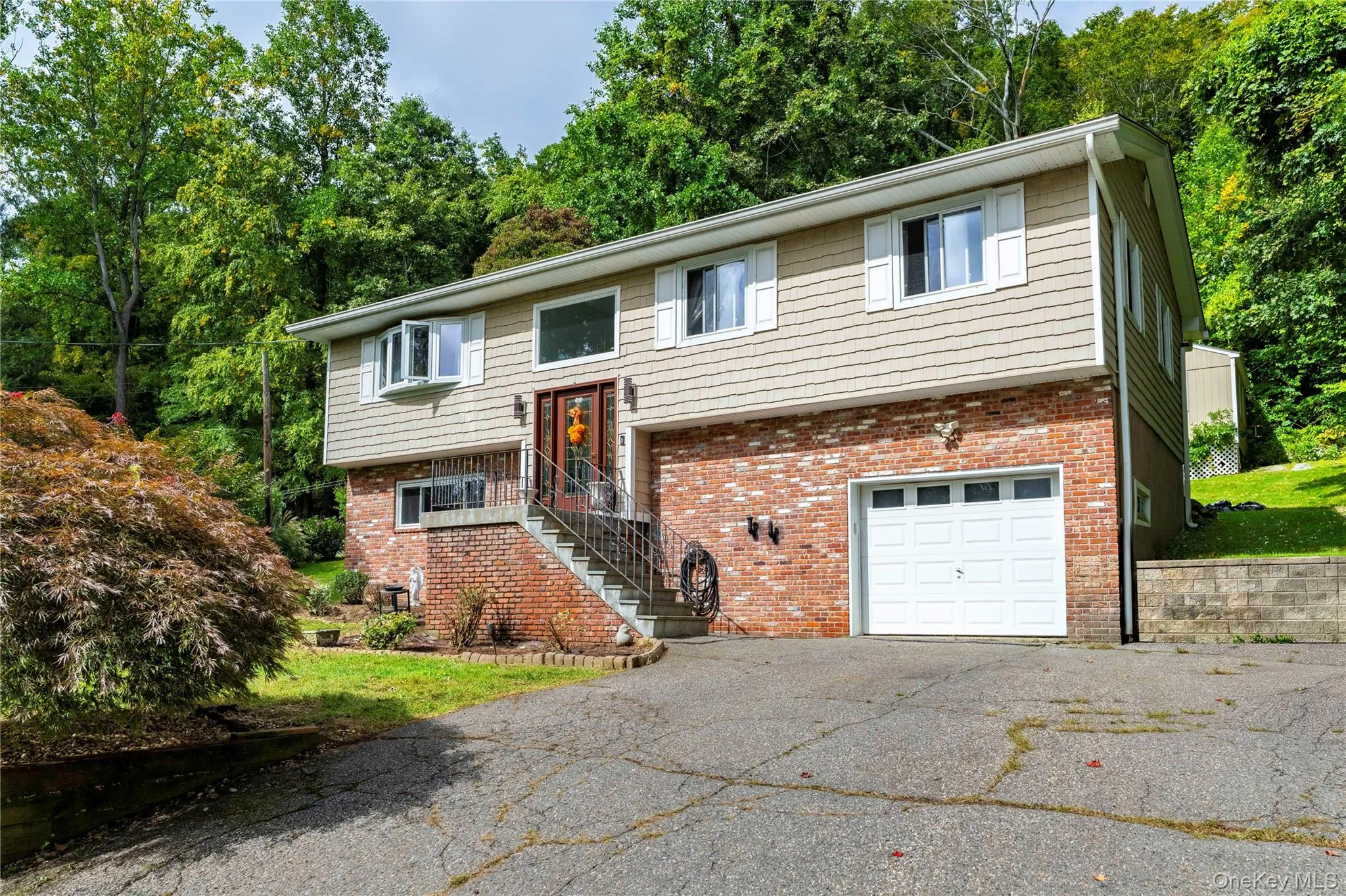 75 Chestnut Ridge Road, Carmel, NY, 3 Bedrooms Bedrooms, 7 Rooms Rooms,2 BathroomsBathrooms,Residential,For Rent,Chestnut Ridge,0,1058105 75 Chestnut Ridge Road, Carmel, NY, 3 Bedrooms Bedrooms, 7 Rooms Rooms,2 BathroomsBathrooms,Residential,For Rent,Chestnut Ridge,0,1058105