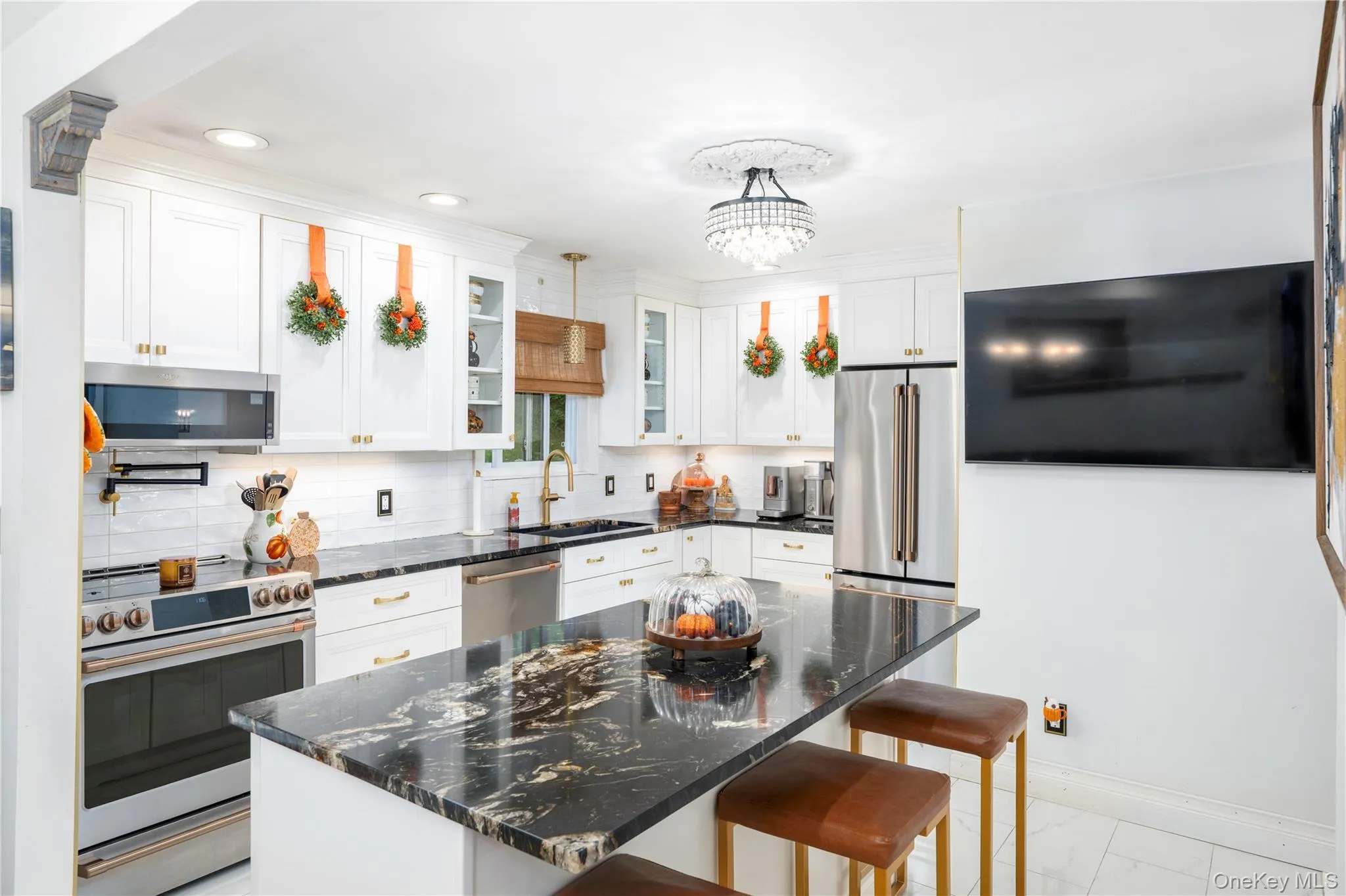 75 Chestnut Ridge Road, Carmel, NY, 3 Bedrooms Bedrooms, 7 Rooms Rooms,2 BathroomsBathrooms,Residential,For Rent,Chestnut Ridge,0,1058105 75 Chestnut Ridge Road, Carmel, NY, 3 Bedrooms Bedrooms, 7 Rooms Rooms,2 BathroomsBathrooms,Residential,For Rent,Chestnut Ridge,0,1058105