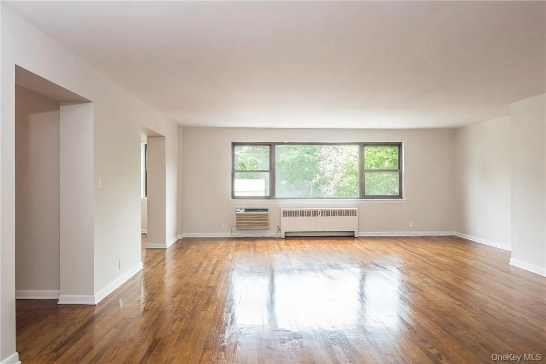 16 Studio Arcade, Eastchester, NY, 3 Bedroom Bedrooms, 6 Room Rooms,2 BathroomBathrooms,Residential Lease,For Rent,Studio Arcade,0,1058109 16 Studio Arcade, Eastchester, NY, 3 Bedroom Bedrooms, 6 Room Rooms,2 BathroomBathrooms,Residential Lease,For Rent,Studio Arcade,0,1058109