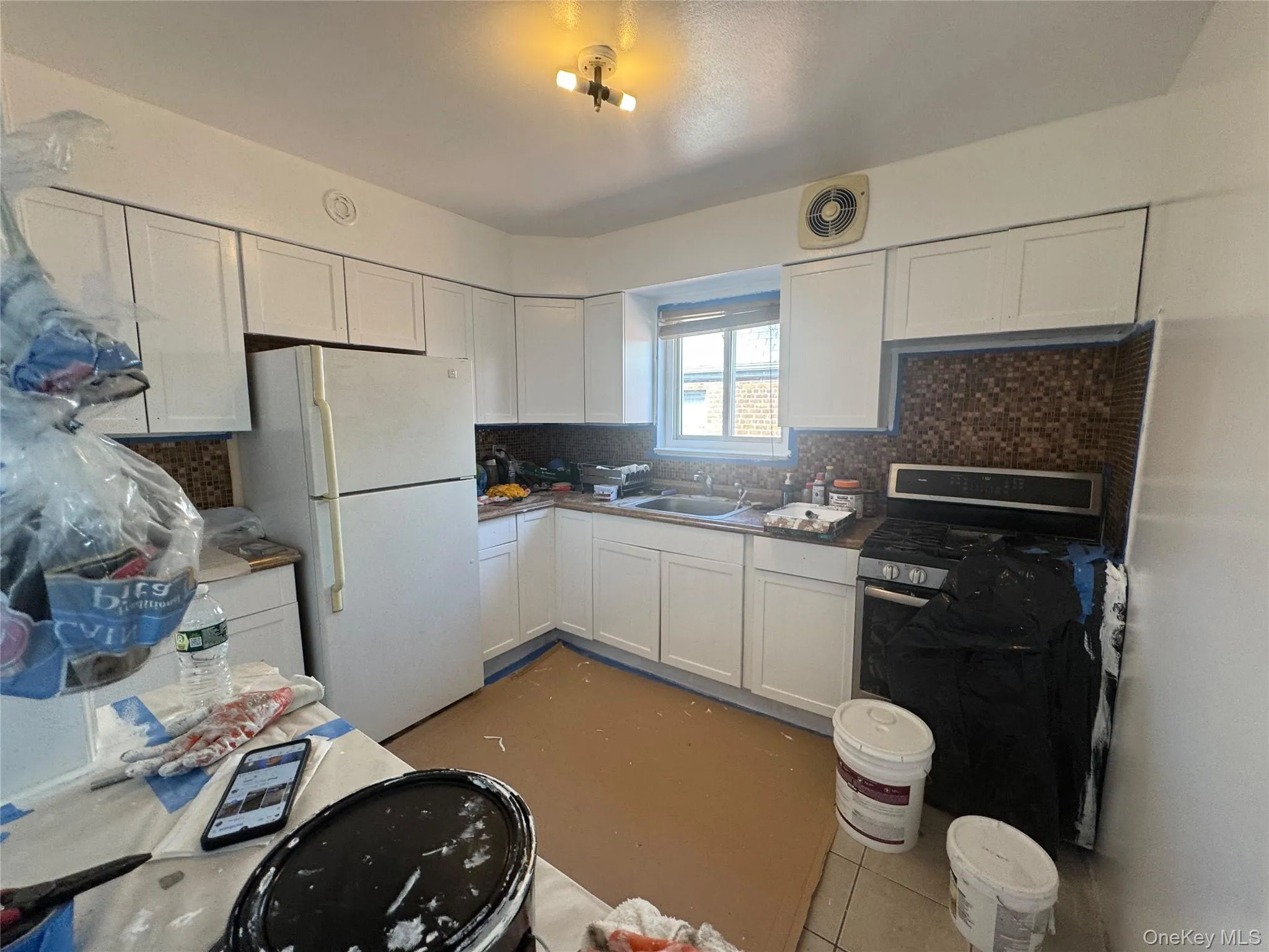 21-20 Broadway, New York, NY, 1 Room Rooms,Residential Lease,For Rent,Broadway,0,1058113 21-20 Broadway, New York, NY, 1 Room Rooms,Residential Lease,For Rent,Broadway,0,1058113