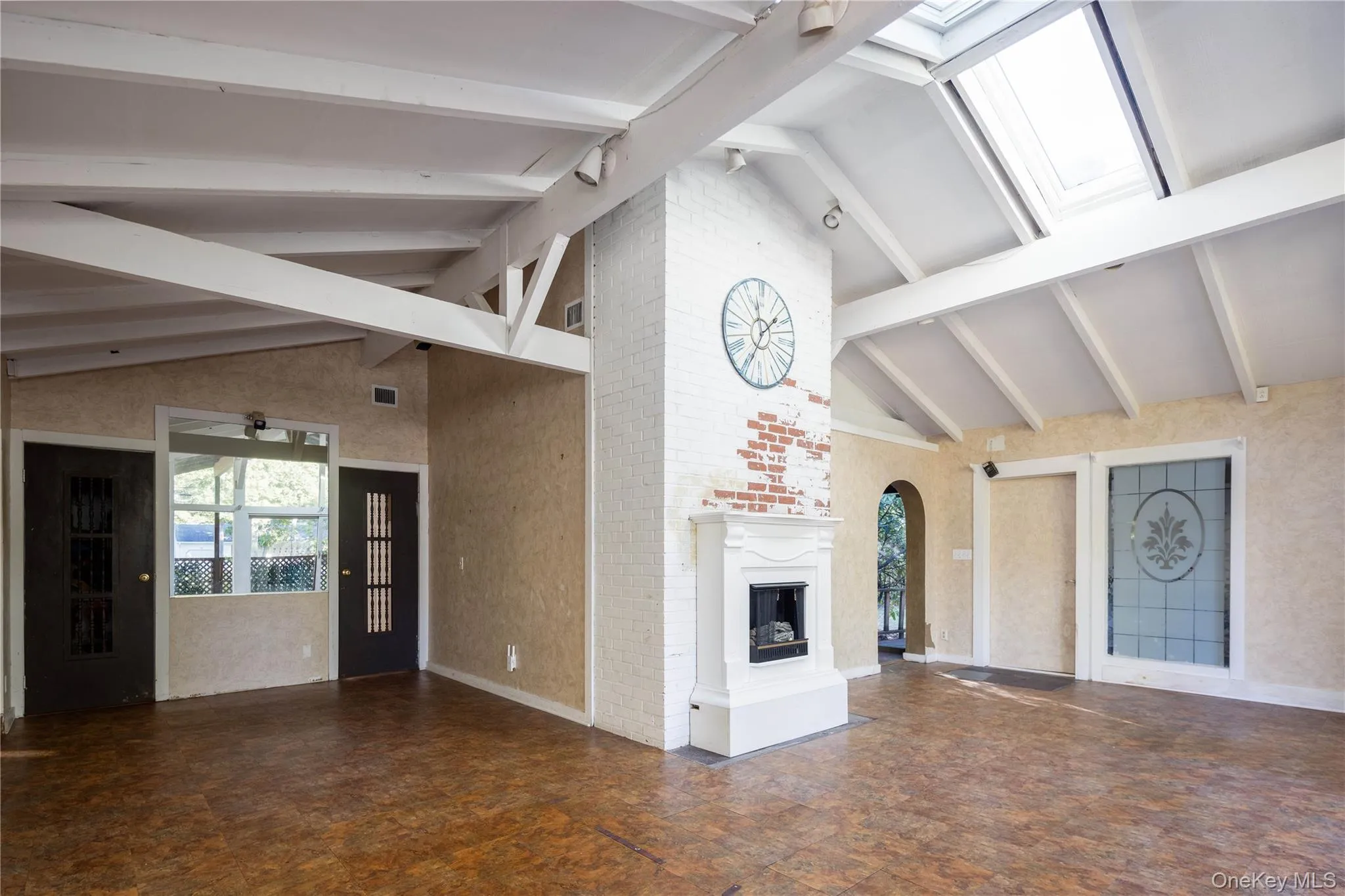 15 Nautilus Drive, Southampton, NY, 3 Bedrooms Bedrooms, 8 Rooms Rooms,2 BathroomsBathrooms,Residential,For Rent,Nautilus,0,1058114 15 Nautilus Drive, Southampton, NY, 3 Bedrooms Bedrooms, 8 Rooms Rooms,2 BathroomsBathrooms,Residential,For Rent,Nautilus,0,1058114