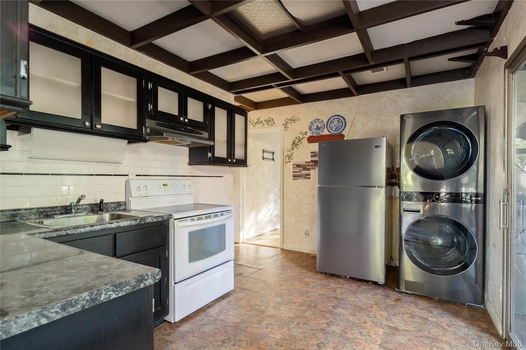 15 Nautilus Drive, Southampton, NY, 3 Bedrooms Bedrooms, 8 Rooms Rooms,2 BathroomsBathrooms,Residential,For Rent,Nautilus,0,1058114 15 Nautilus Drive, Southampton, NY, 3 Bedrooms Bedrooms, 8 Rooms Rooms,2 BathroomsBathrooms,Residential,For Rent,Nautilus,0,1058114