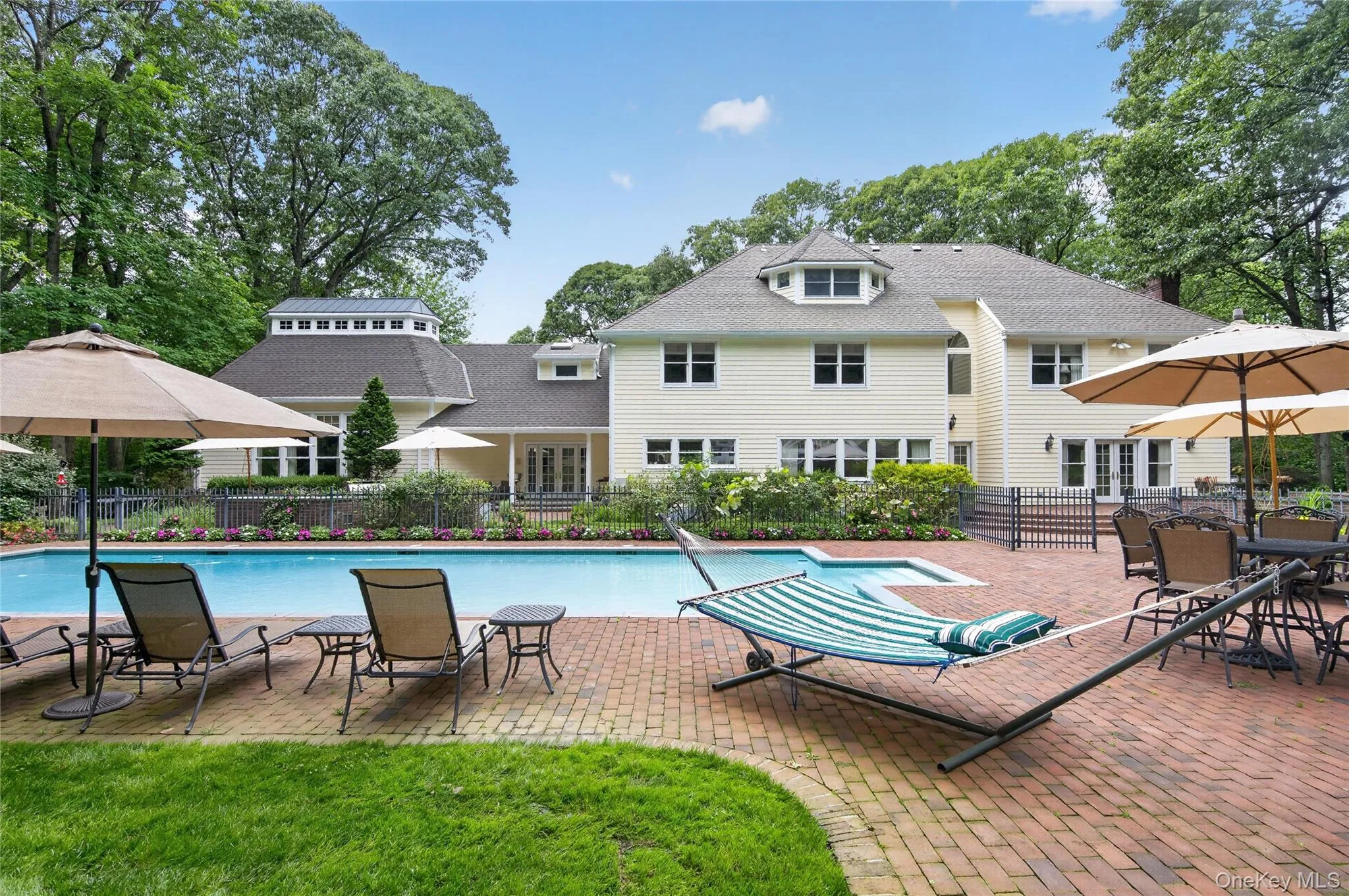 136 Cove Neck Road, Oyster Bay, NY, 5 Bedrooms Bedrooms, 10 Rooms Rooms,4 BathroomsBathrooms,Residential,For Rent,Cove Neck,0,1058118 136 Cove Neck Road, Oyster Bay, NY, 5 Bedrooms Bedrooms, 10 Rooms Rooms,4 BathroomsBathrooms,Residential,For Rent,Cove Neck,0,1058118