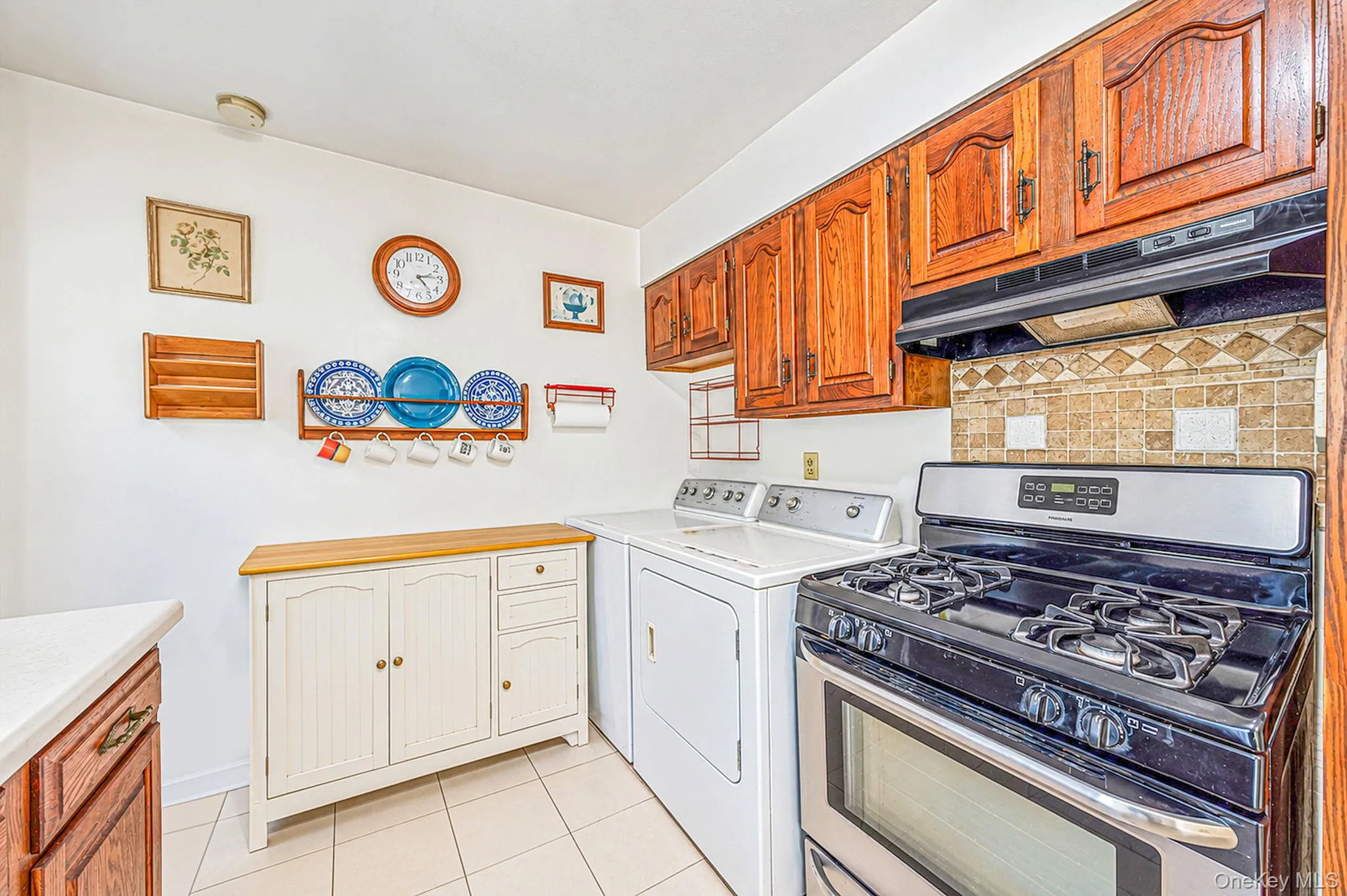 306 Jamaica Avenue, Brookhaven, NY, 3 Bedrooms Bedrooms, 6 Rooms Rooms,2 BathroomsBathrooms,Residential,For Rent,Jamaica,0,1058119 306 Jamaica Avenue, Brookhaven, NY, 3 Bedrooms Bedrooms, 6 Rooms Rooms,2 BathroomsBathrooms,Residential,For Rent,Jamaica,0,1058119