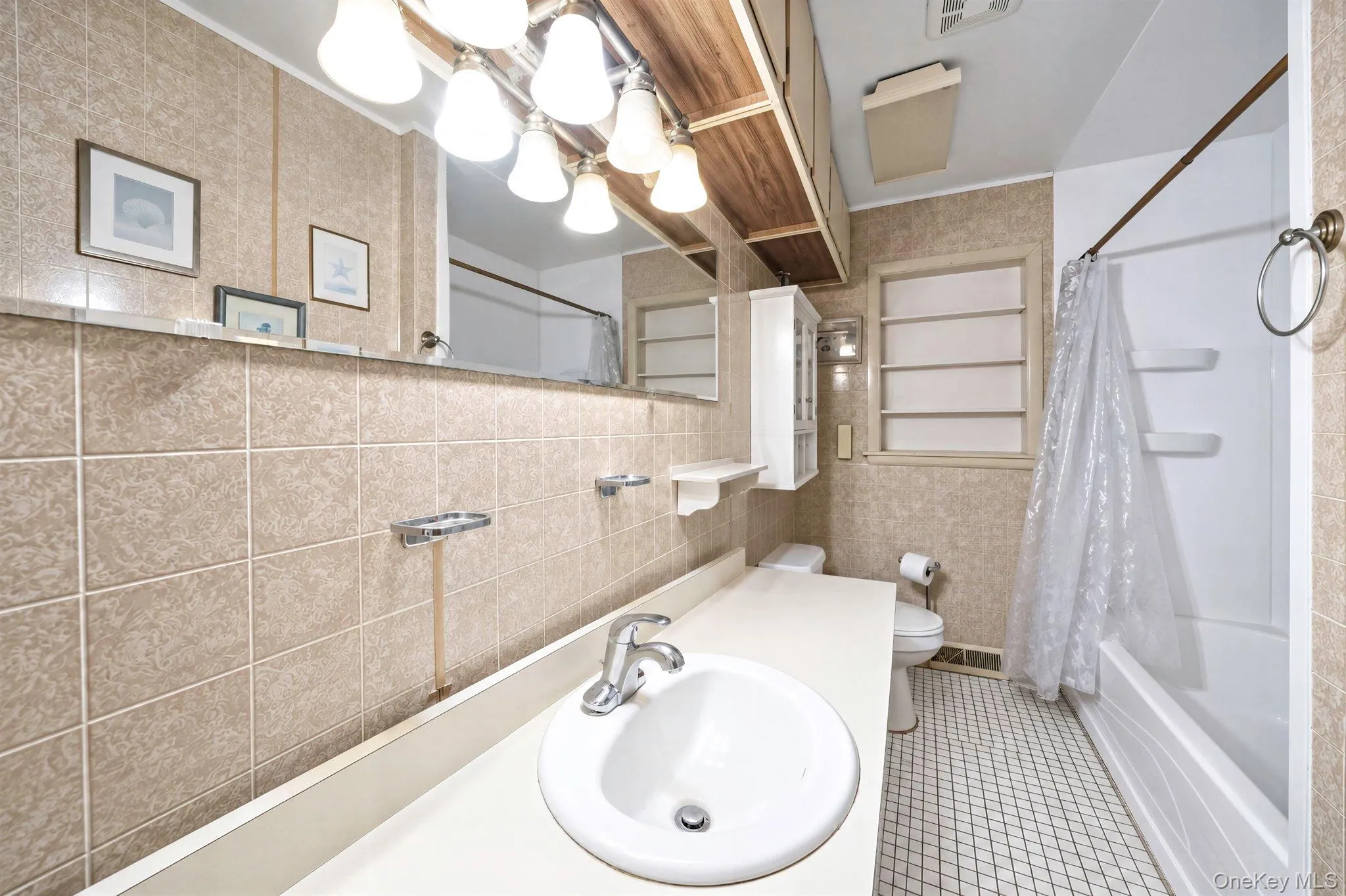306 Jamaica Avenue, Brookhaven, NY, 3 Bedrooms Bedrooms, 6 Rooms Rooms,2 BathroomsBathrooms,Residential,For Rent,Jamaica,0,1058119 306 Jamaica Avenue, Brookhaven, NY, 3 Bedrooms Bedrooms, 6 Rooms Rooms,2 BathroomsBathrooms,Residential,For Rent,Jamaica,0,1058119